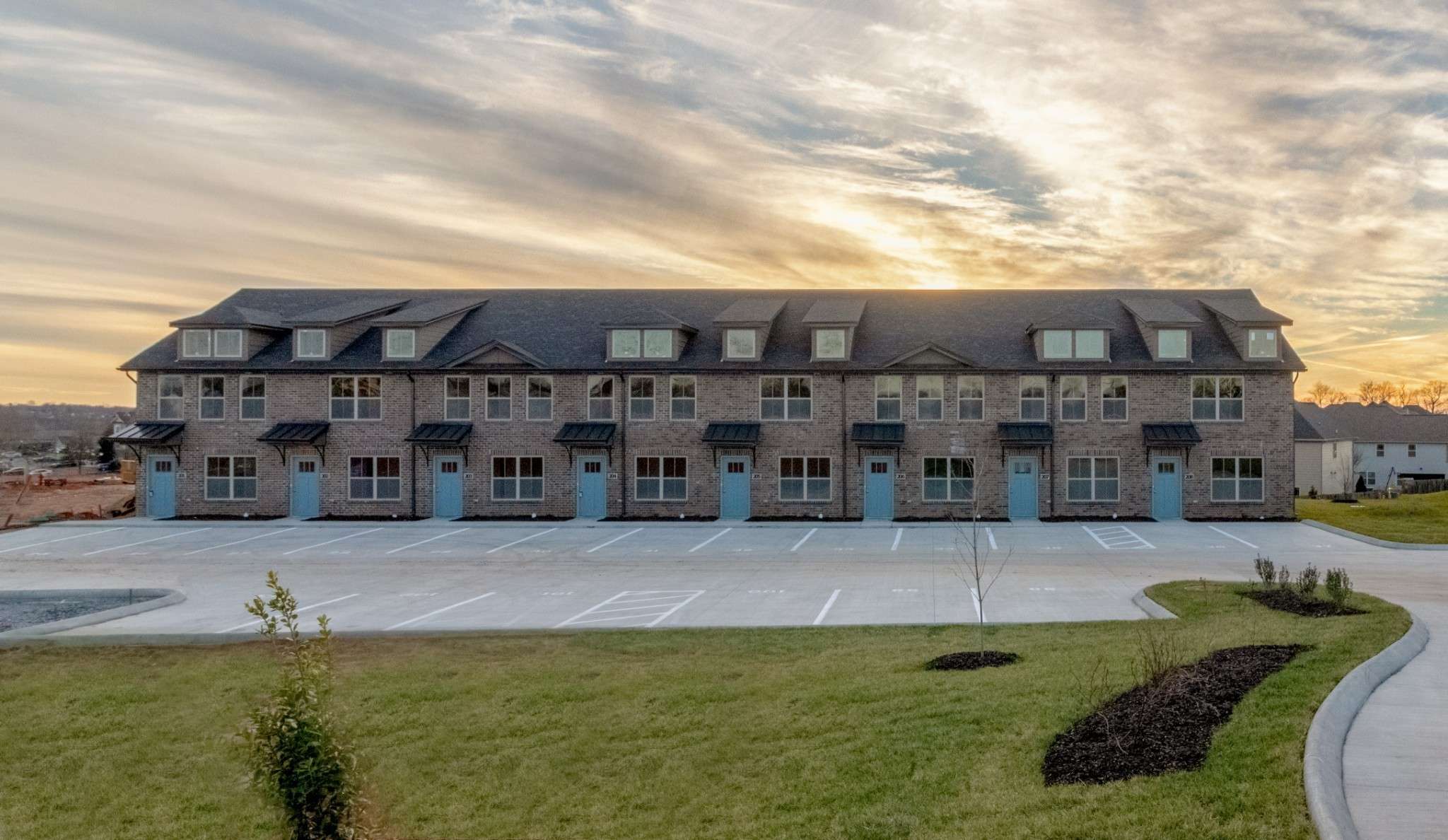 Clarksville, TN 37042,1000 Henry Place Blvd #803