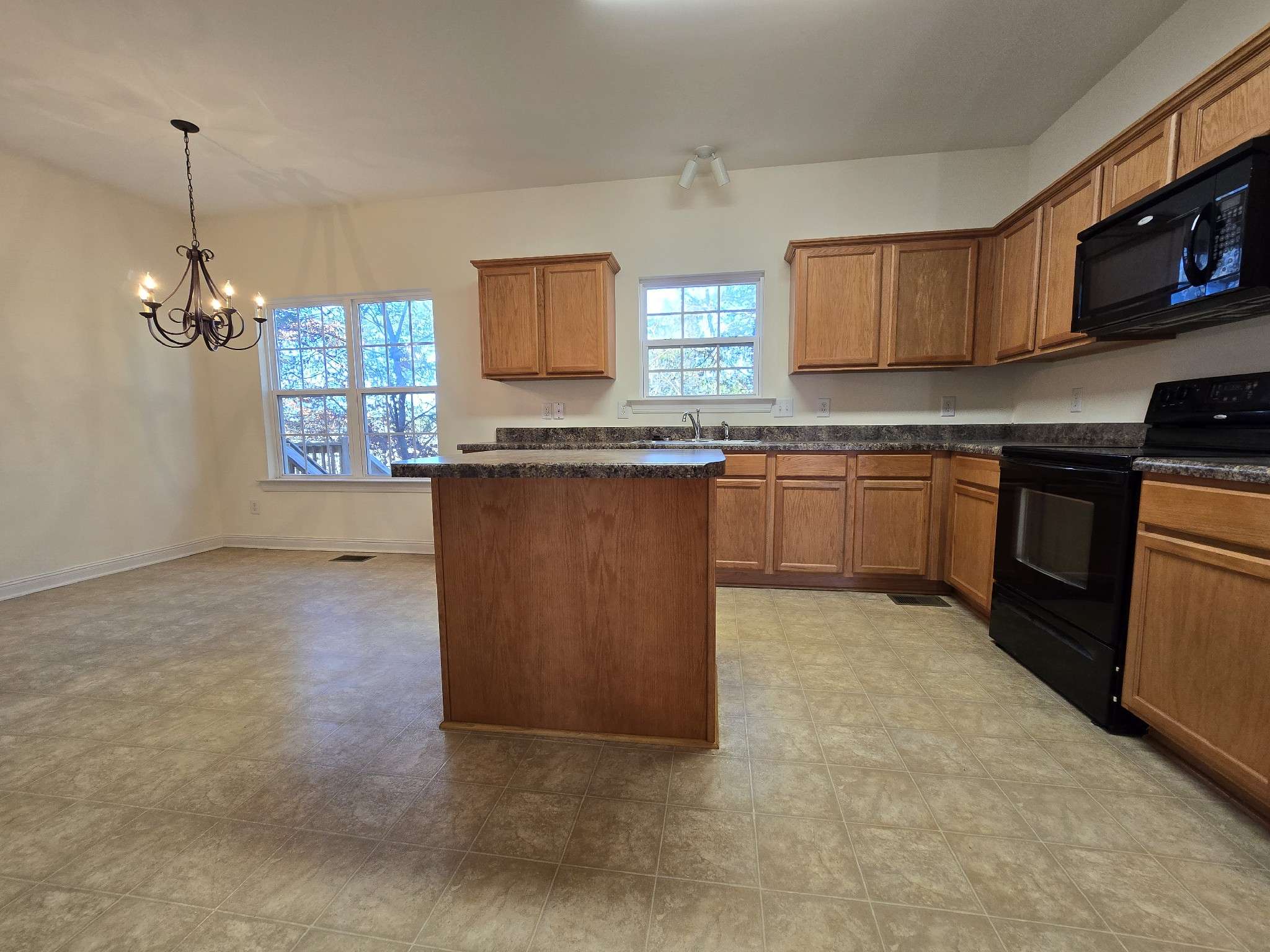 Mount Juliet, TN 37122,1403 Saddle Crst