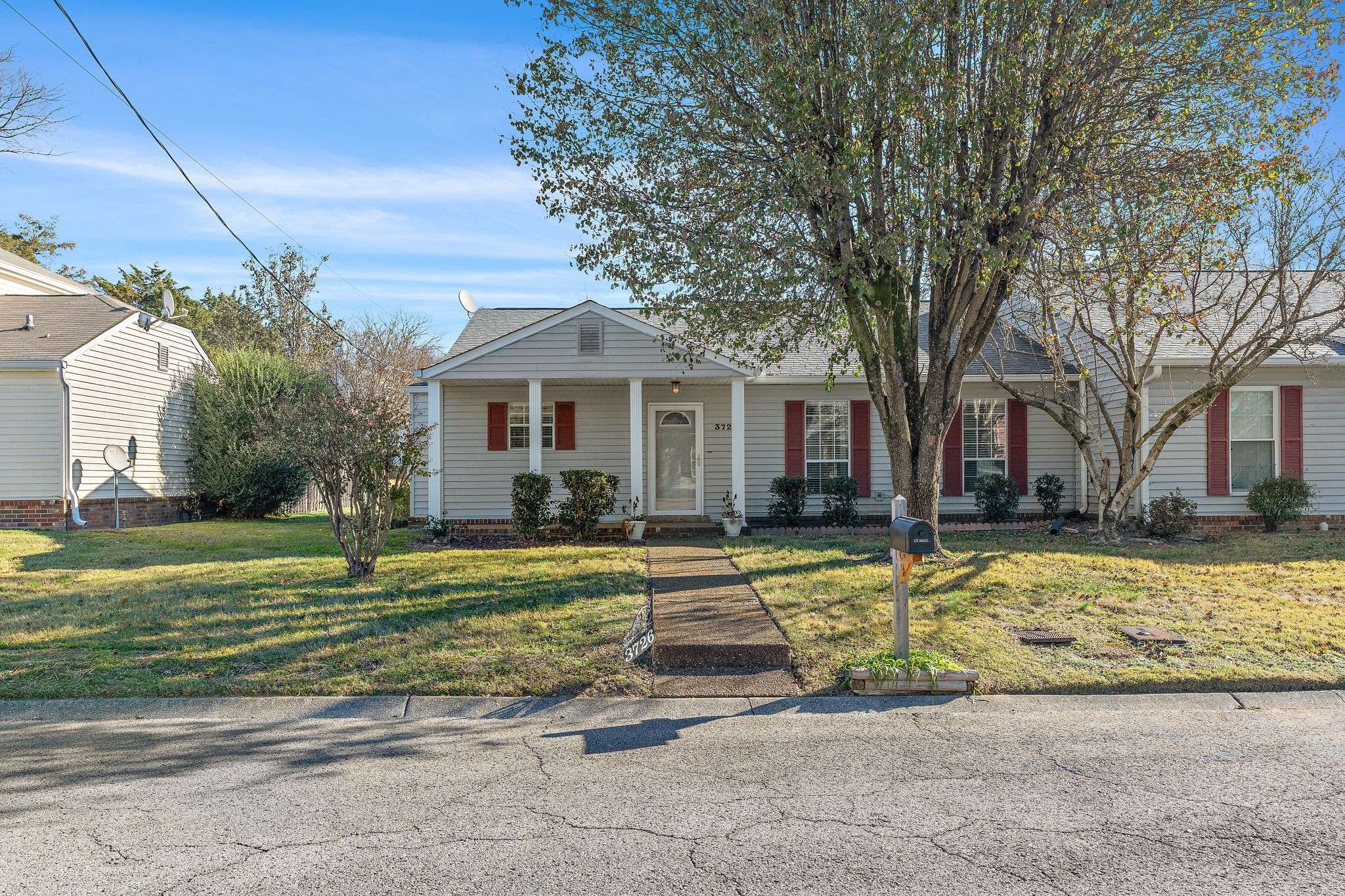 Nashville, TN 37217,3726 Colonial Heritage Dr