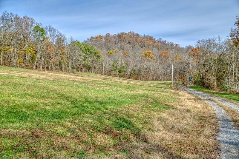 Gainesboro, TN 38562,390 Taylor Hollow Ln