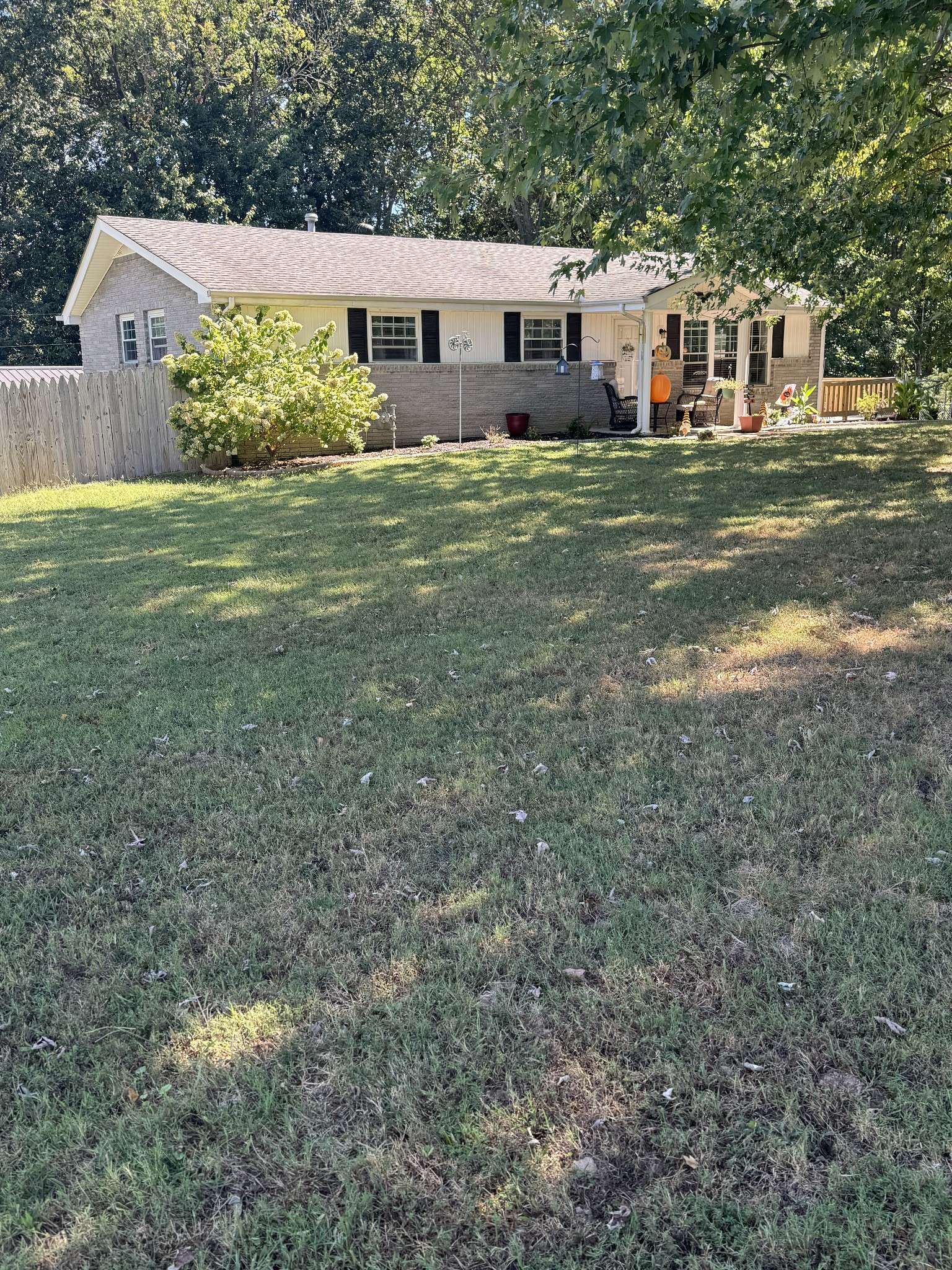 Lafayette, TN 37083,1304 Ellington Dr