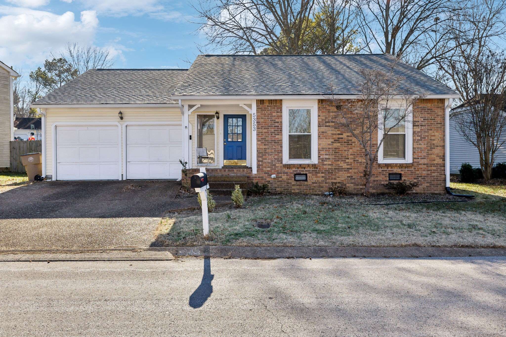 Nashville, TN 37211,5353 Village Way