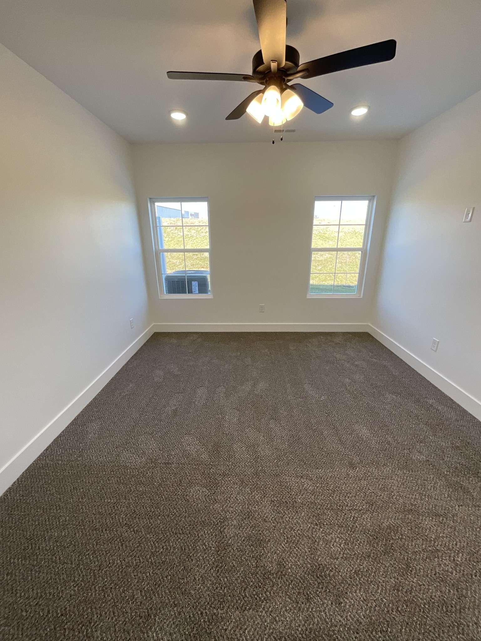 Shelbyville, TN 37160,717 S Wall St