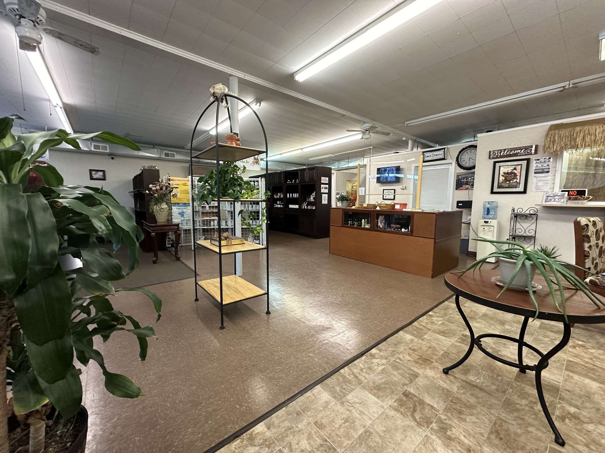 Waynesboro, TN 38485,721 State Hwy 99