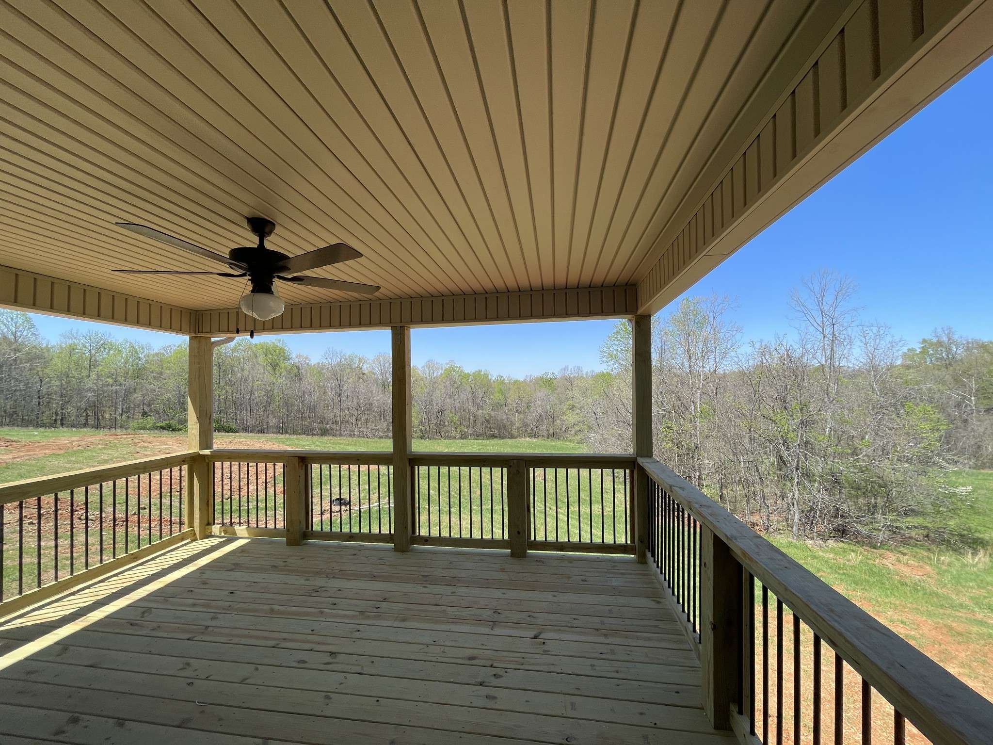Clarksville, TN 37040,975 Palmyra Rd