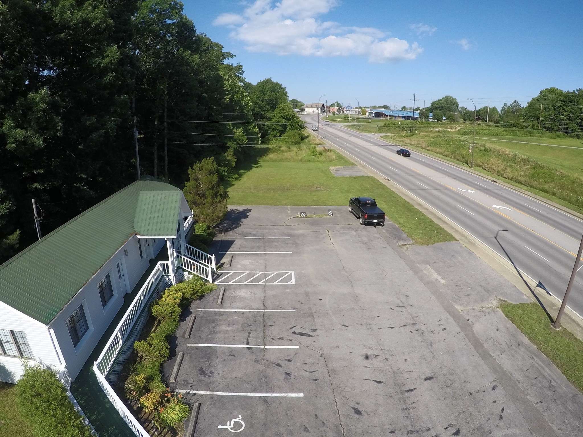 Hohenwald, TN 38462,332 E Main St