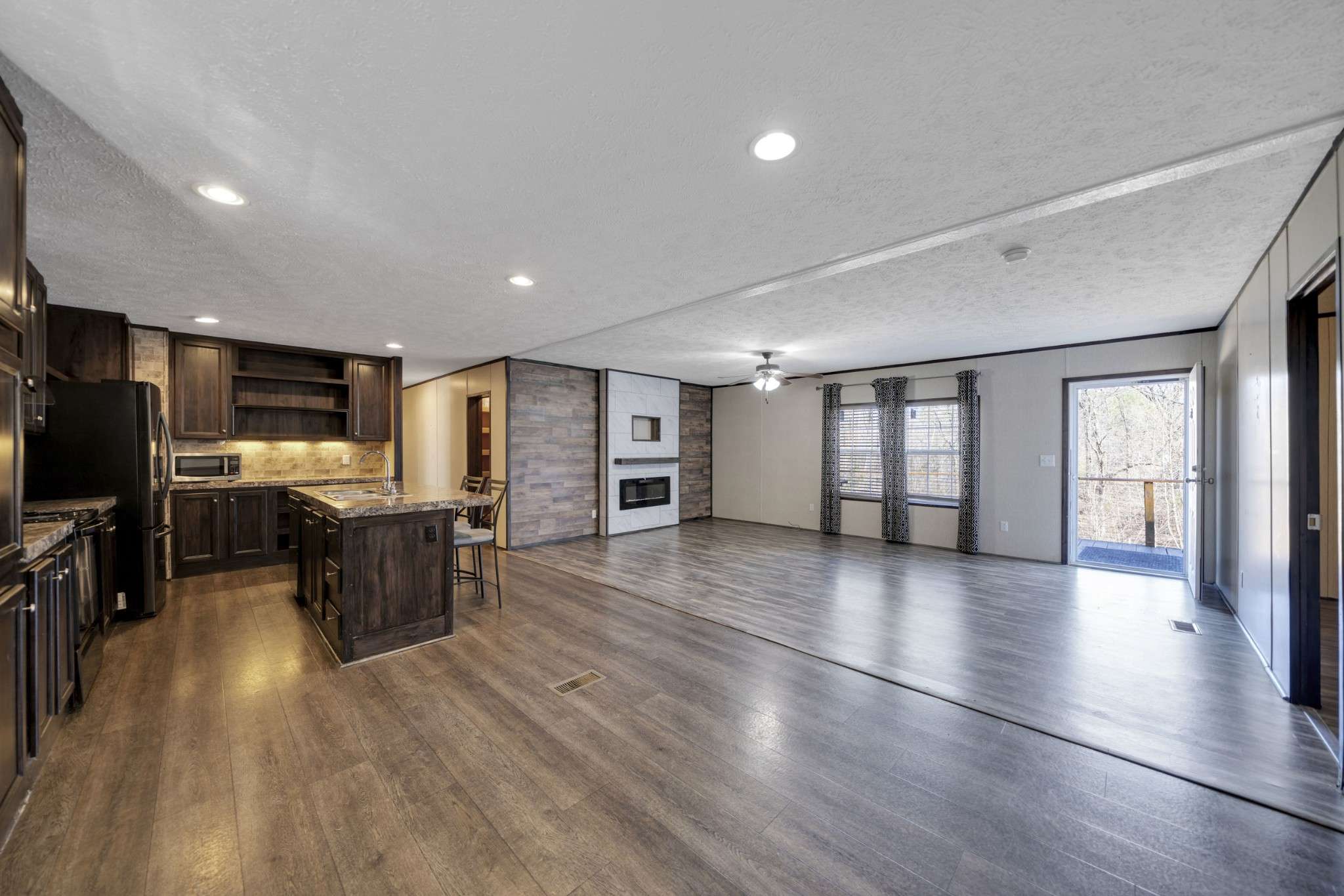 Puryear, TN 38251,319 Stafford Rd