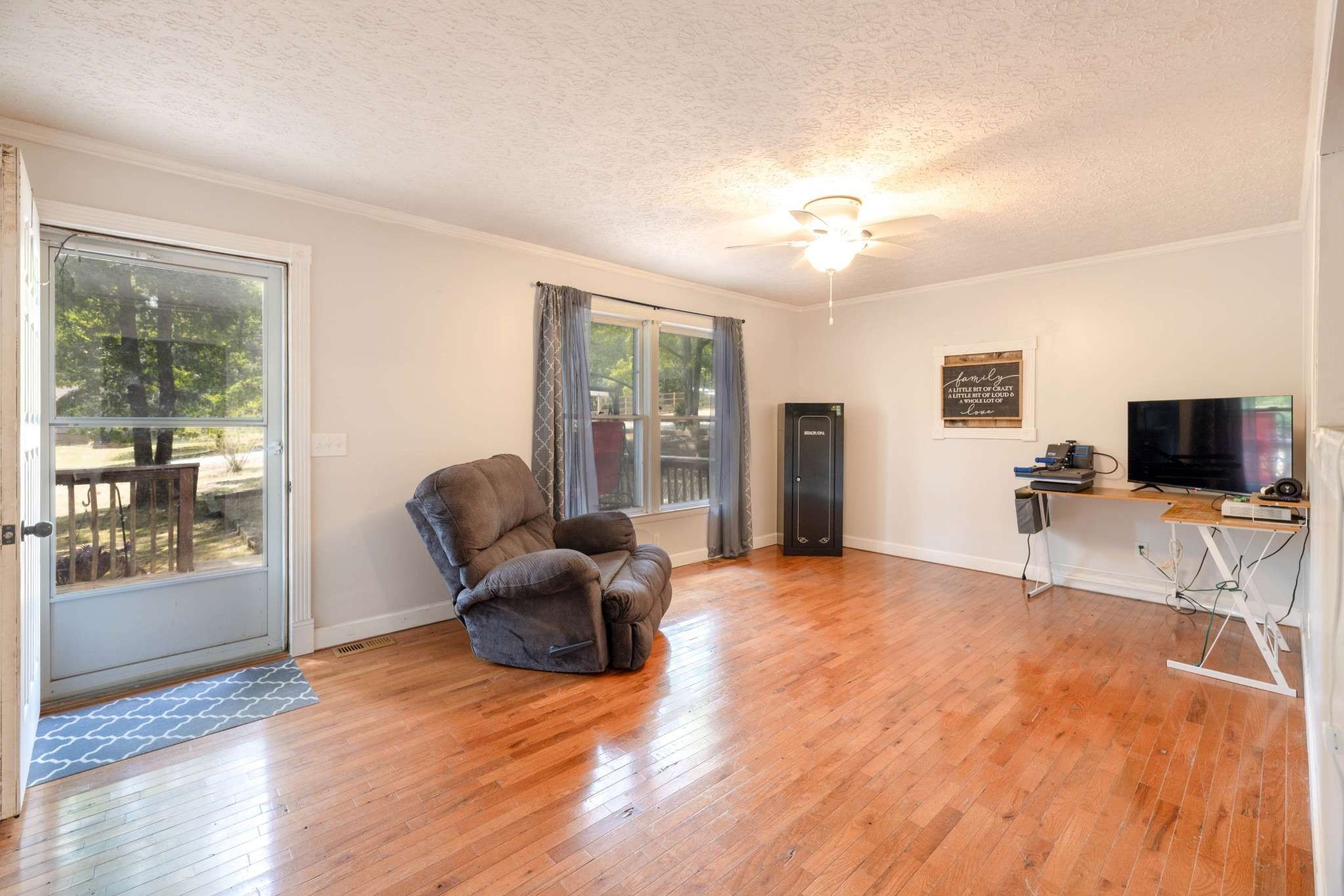 Lyles, TN 37098,212 Fantasy Dr