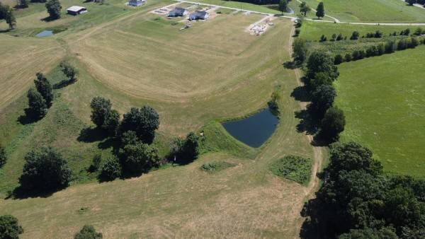 Lafayette, TN 37083,22 Galen Road