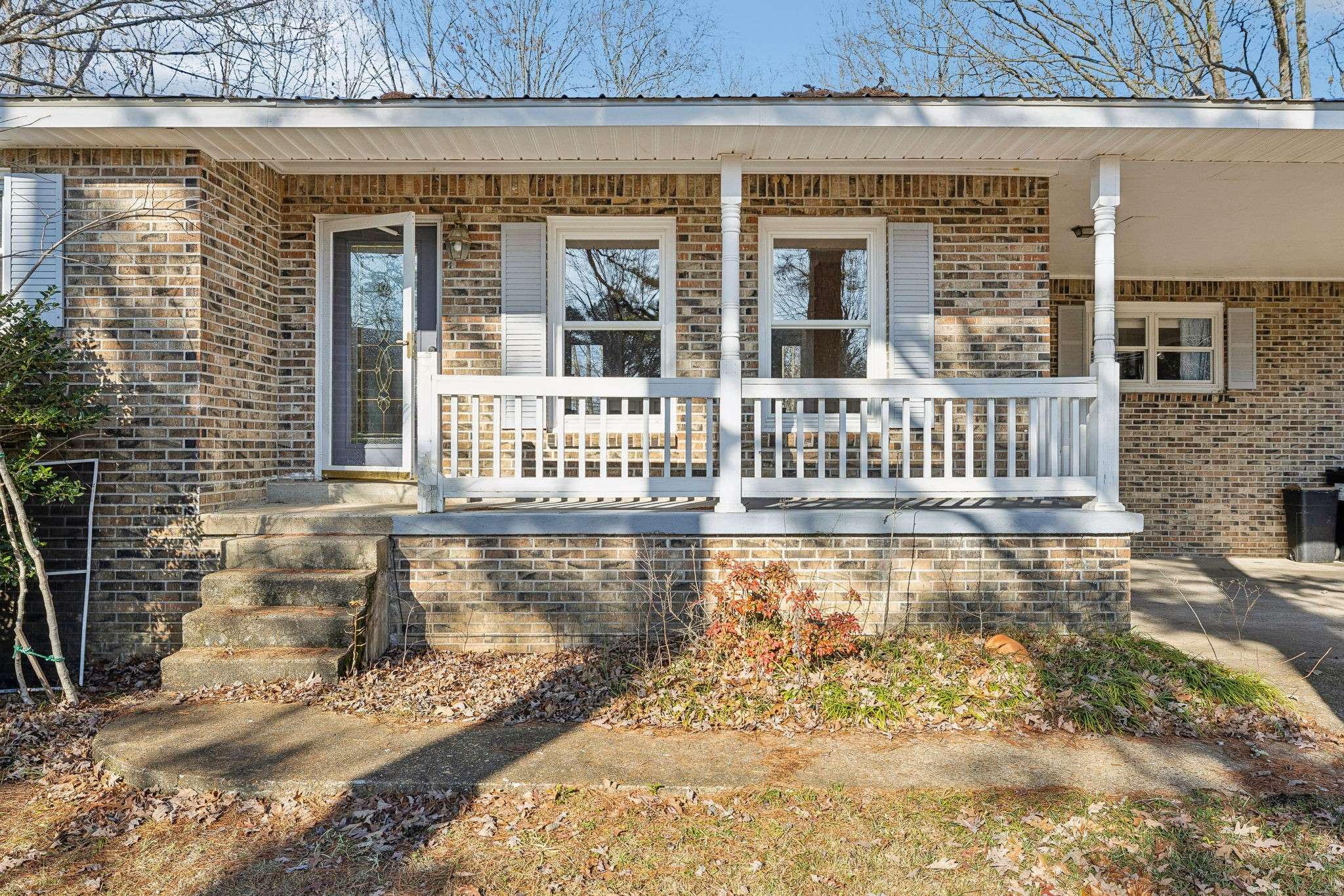 Hohenwald, TN 38462,211 Lakeview Dr