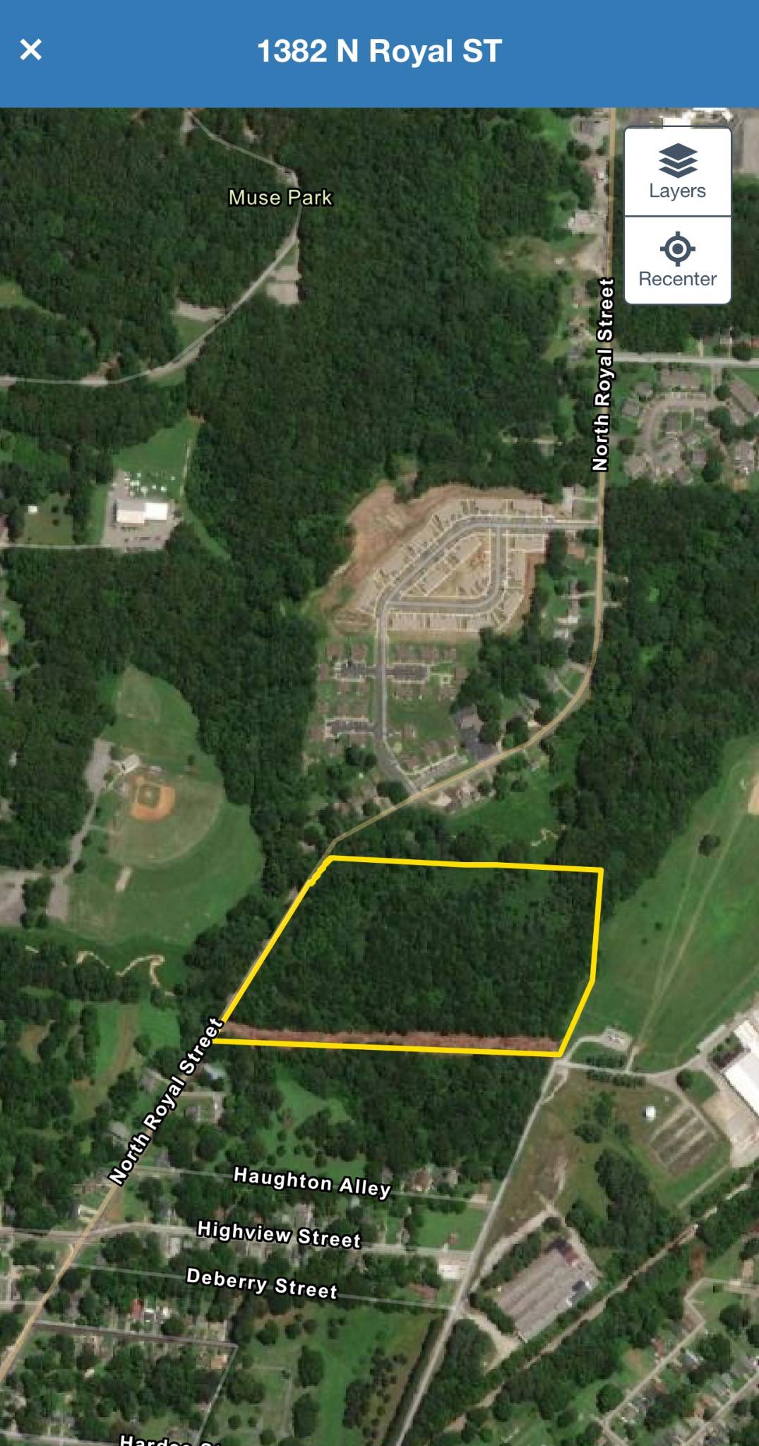 Jackson, TN 38301,1382 N Royal St