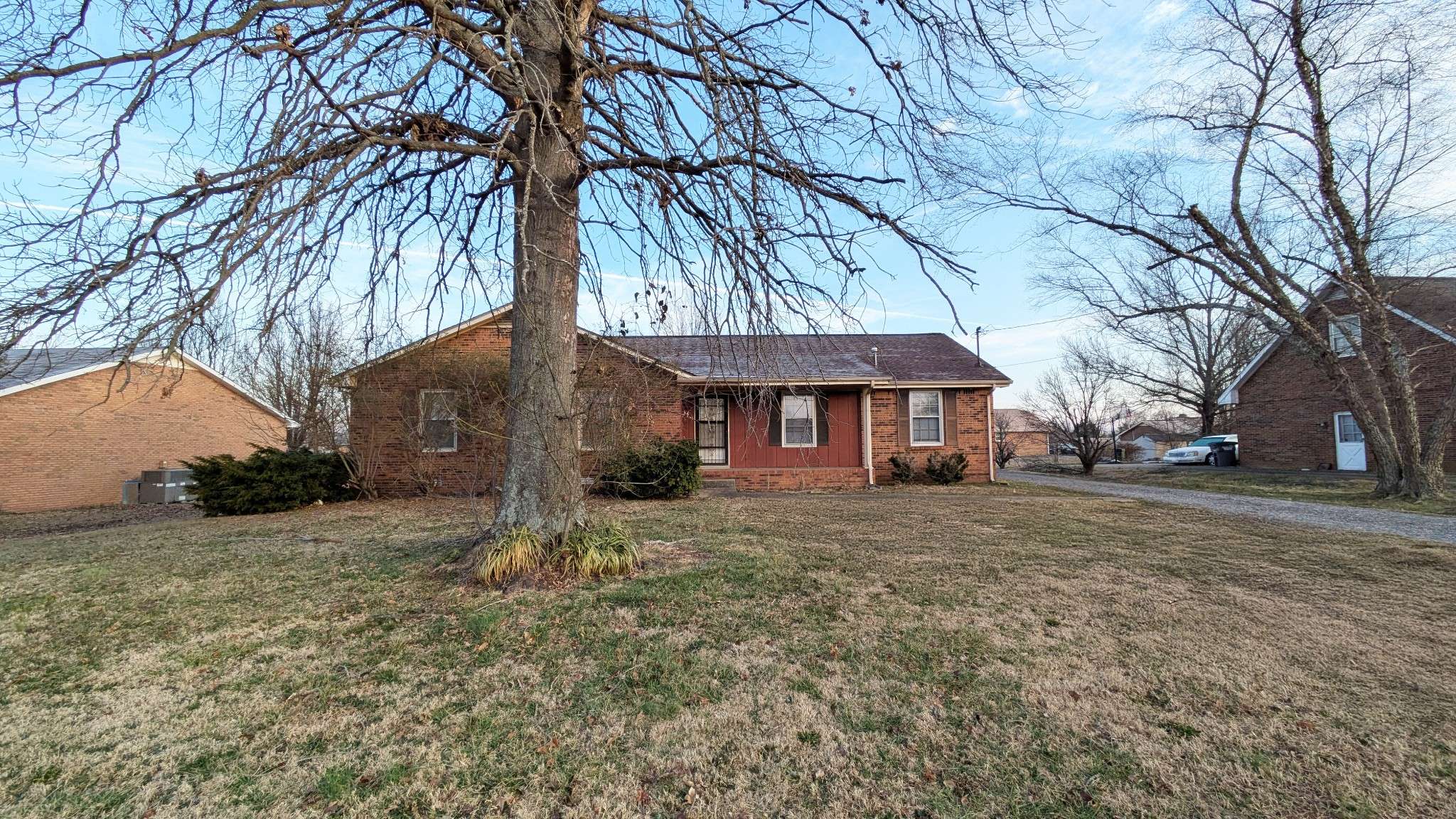 Clarksville, TN 37042,329 Cunningham Ln