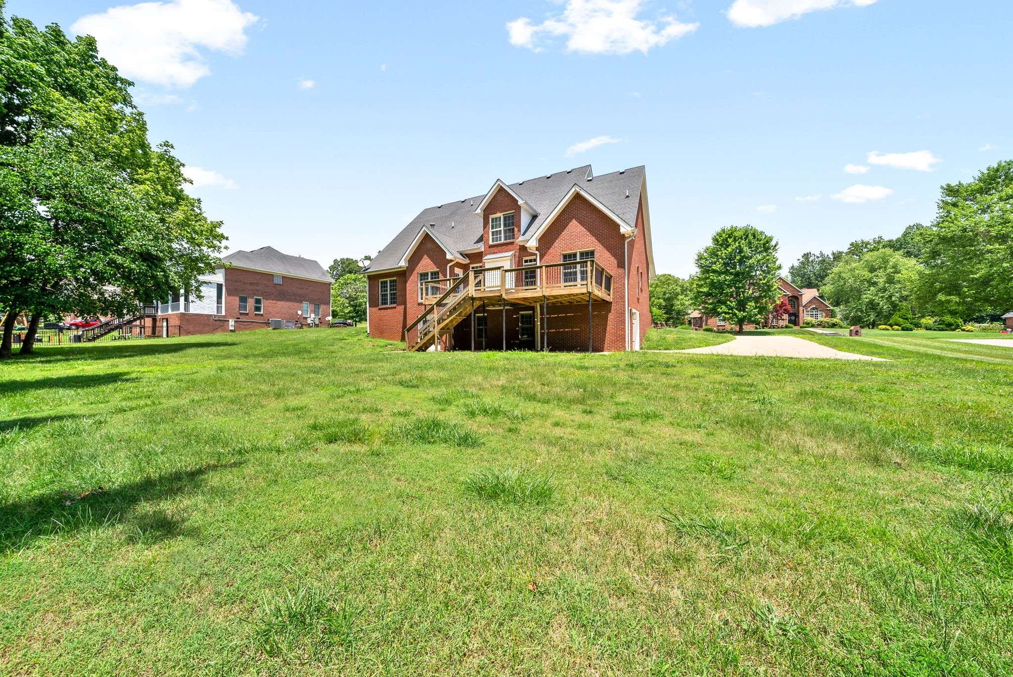 Clarksville, TN 37043,2046 Mossy Oak Cir