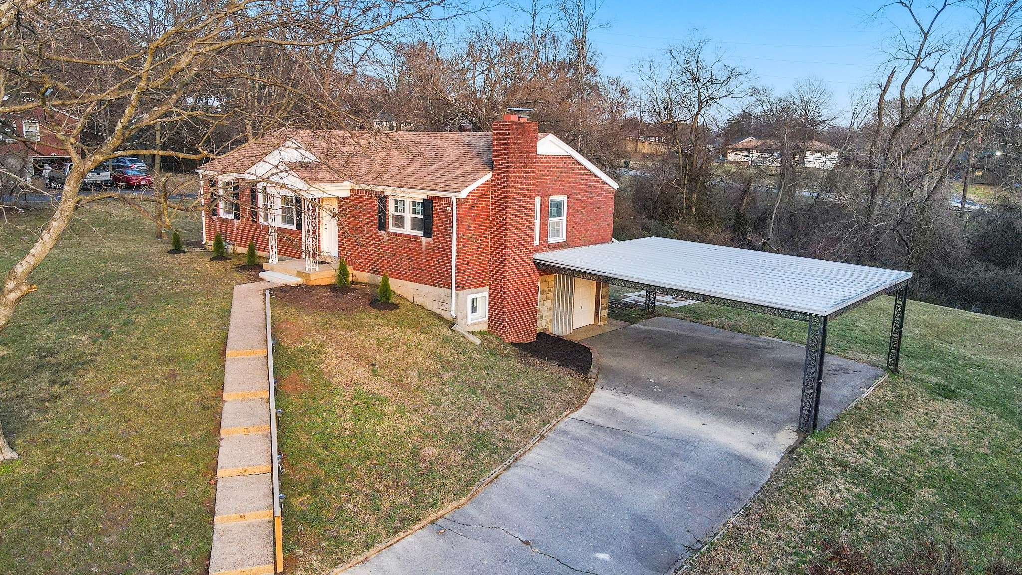 Nashville, TN 37217,916 Radford Dr