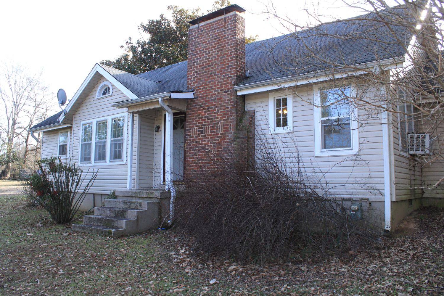 Scotts Hill, TN 38374,9851 Highway 114 #W