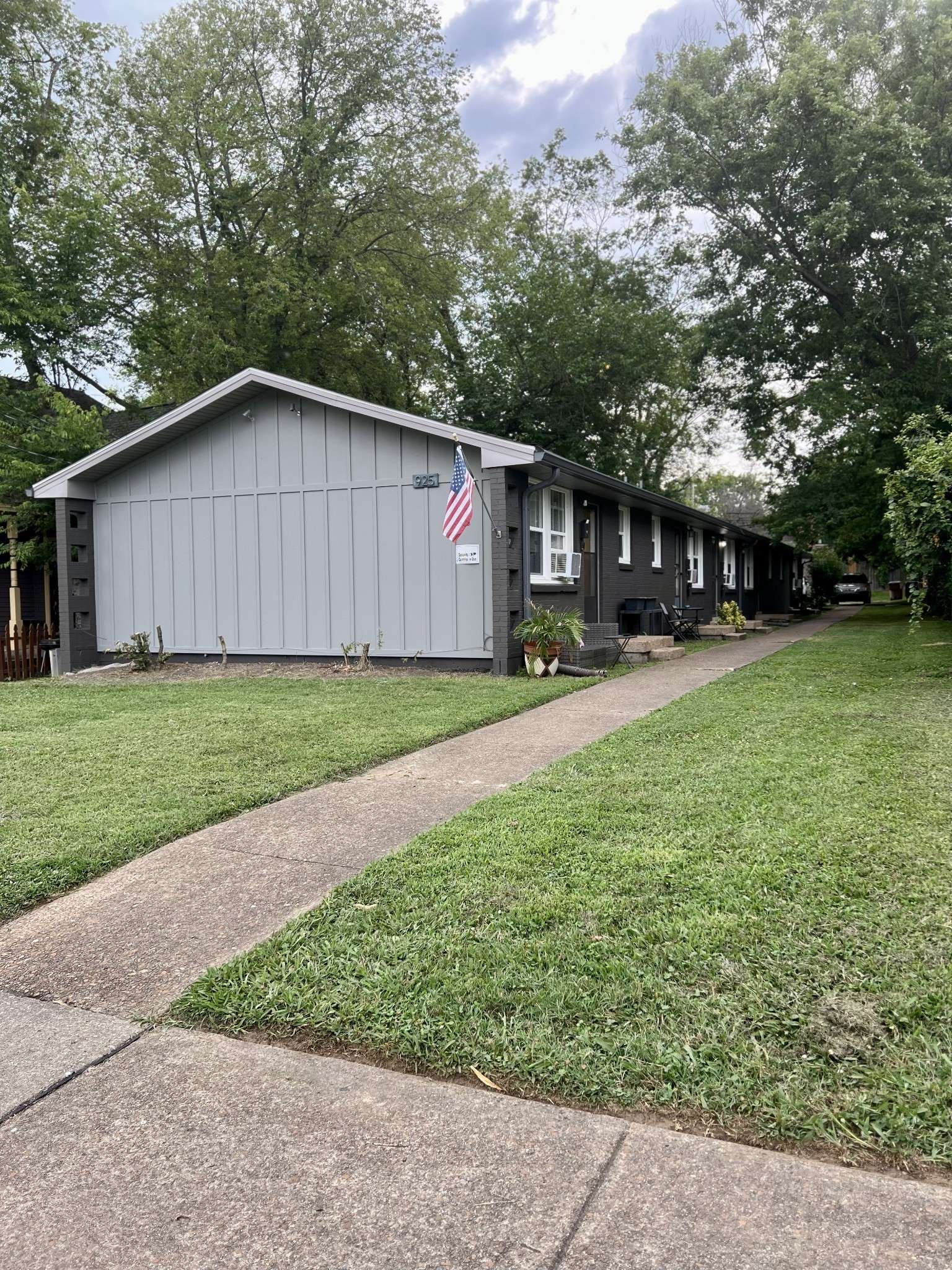 Nashville, TN 37206,925 Boscobel St #3