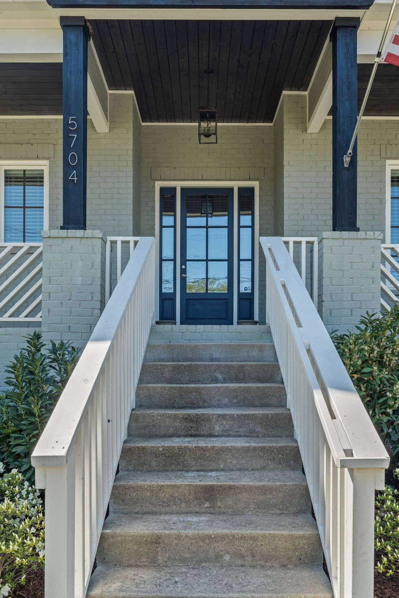 Nashville, TN 37205,5704 Old Harding Pike