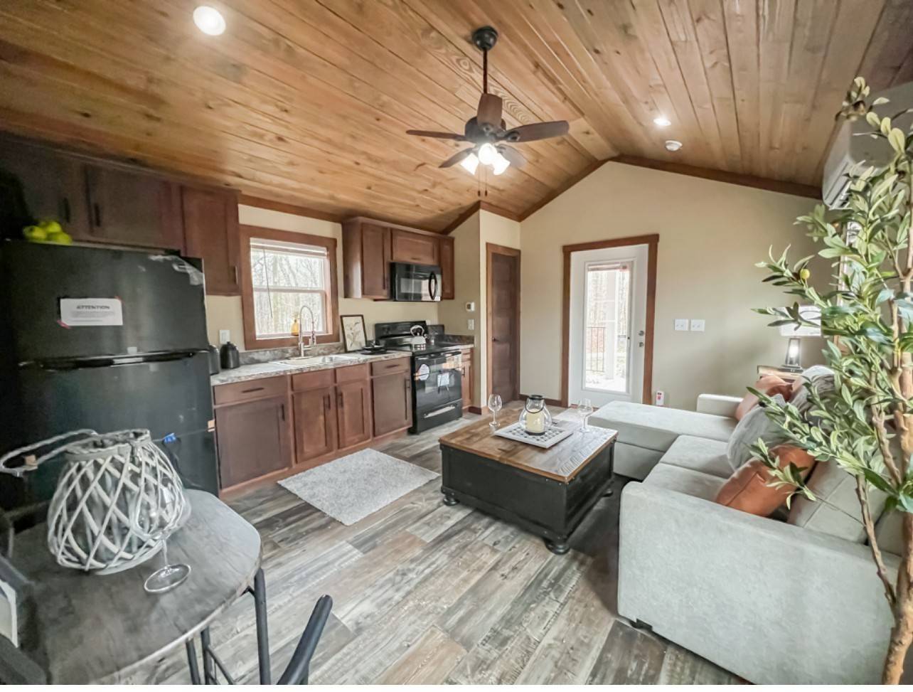 Springville, TN 38256,10959 Highway 79 #N