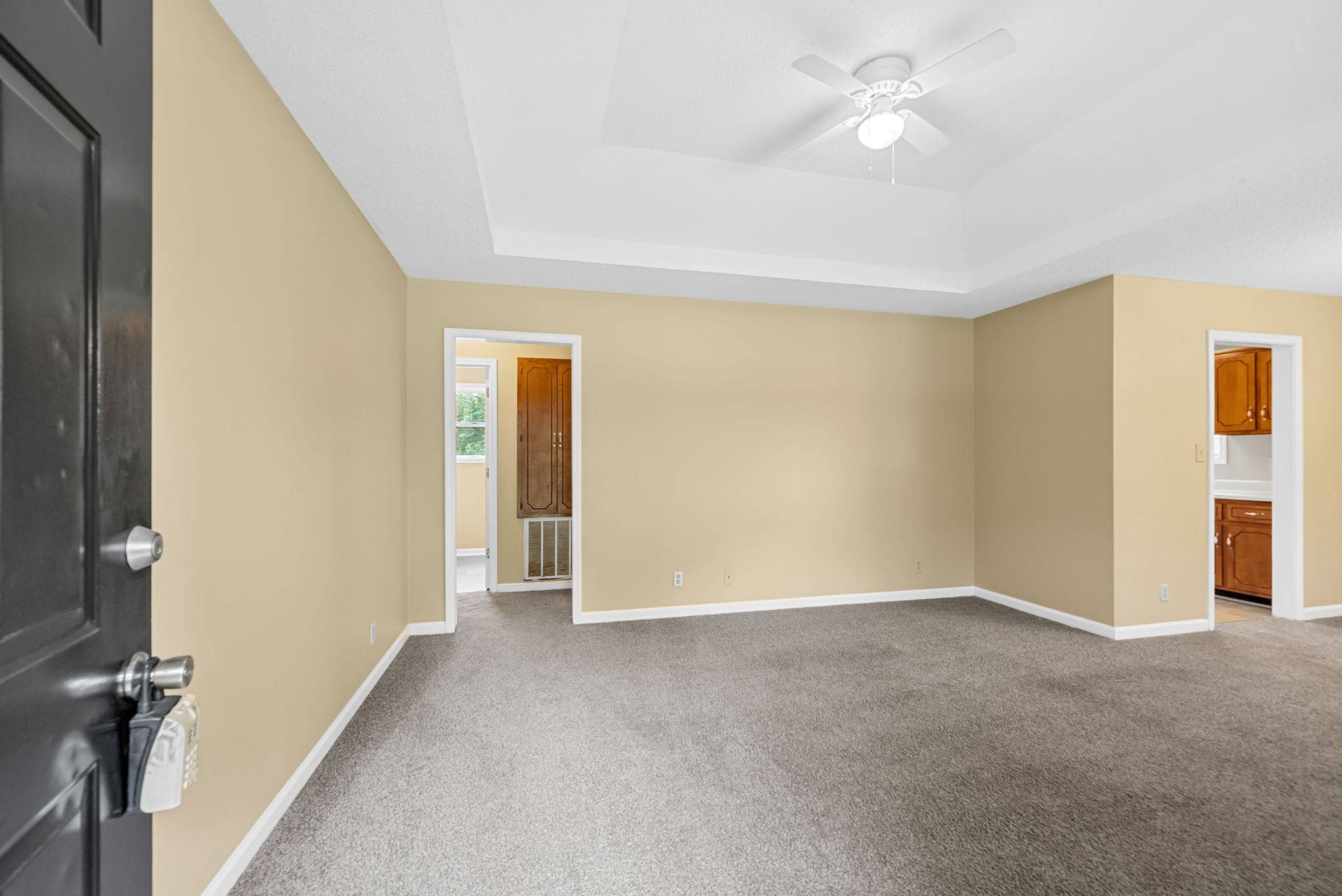 Oak Grove, KY 42262,1323 Hugh Hunter