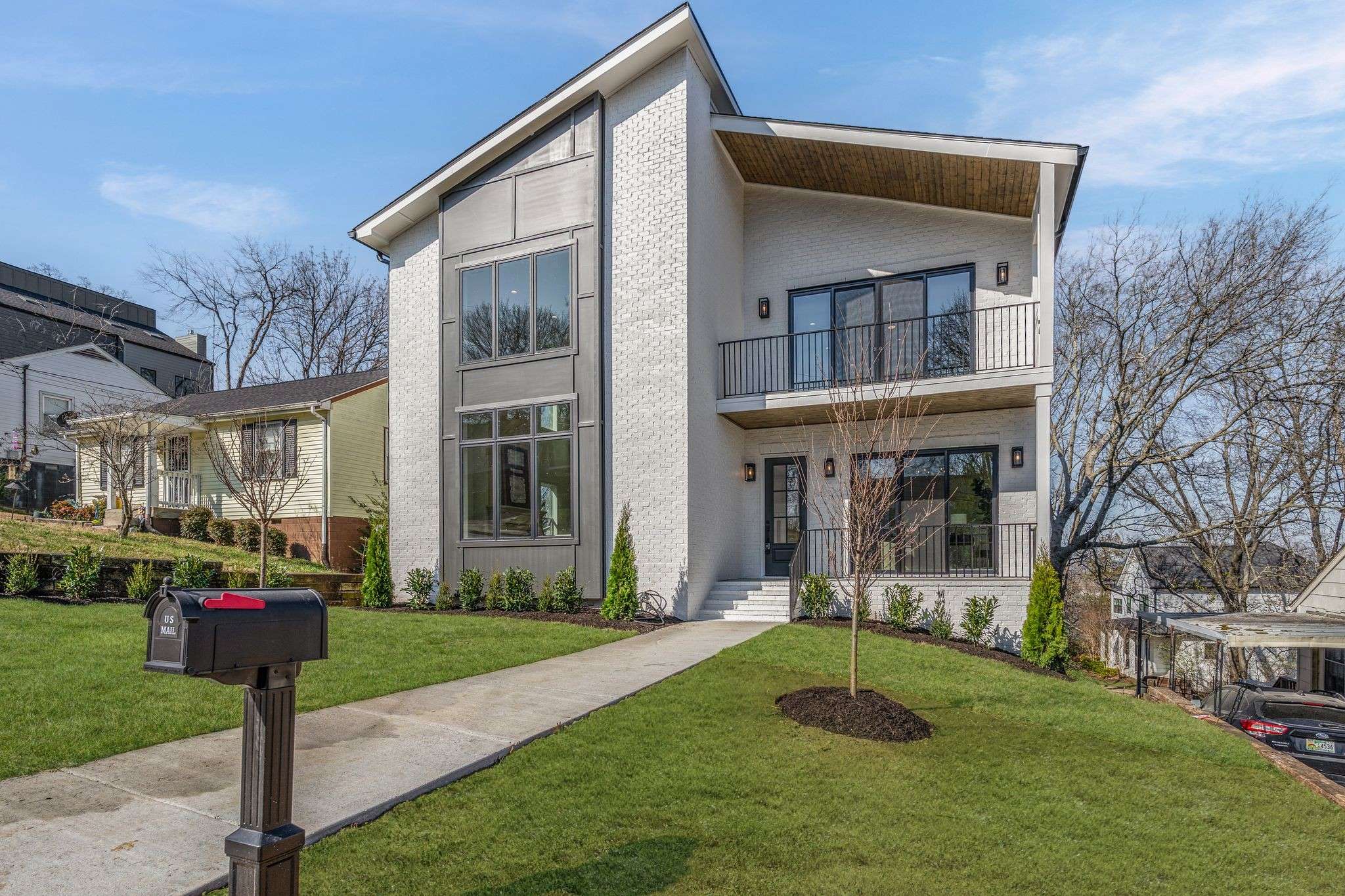 Nashville, TN 37209,341 Chamberlin St