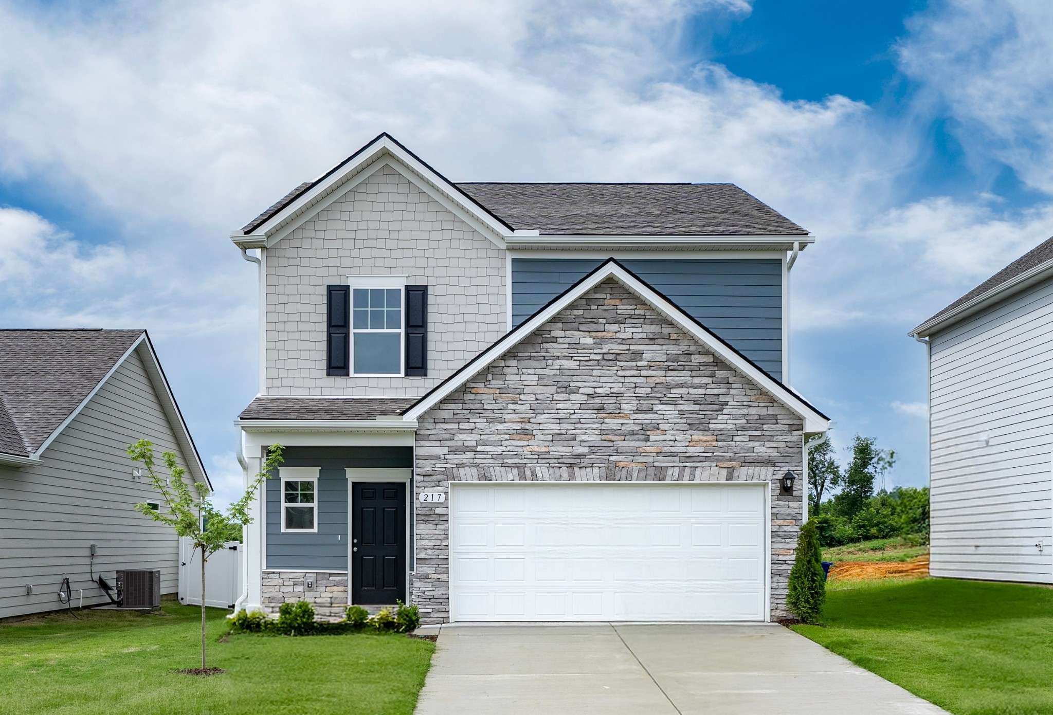 Shelbyville, TN 37160,217 Hillview Avenue