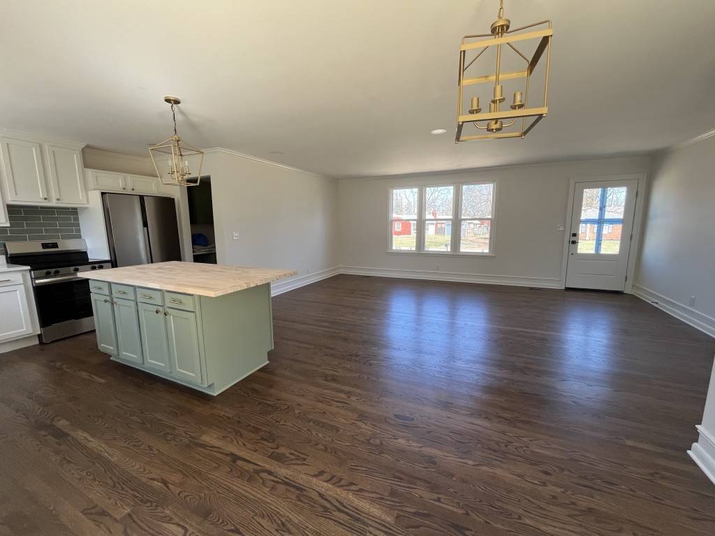 Nashville, TN 37211,623 Dunston Dr