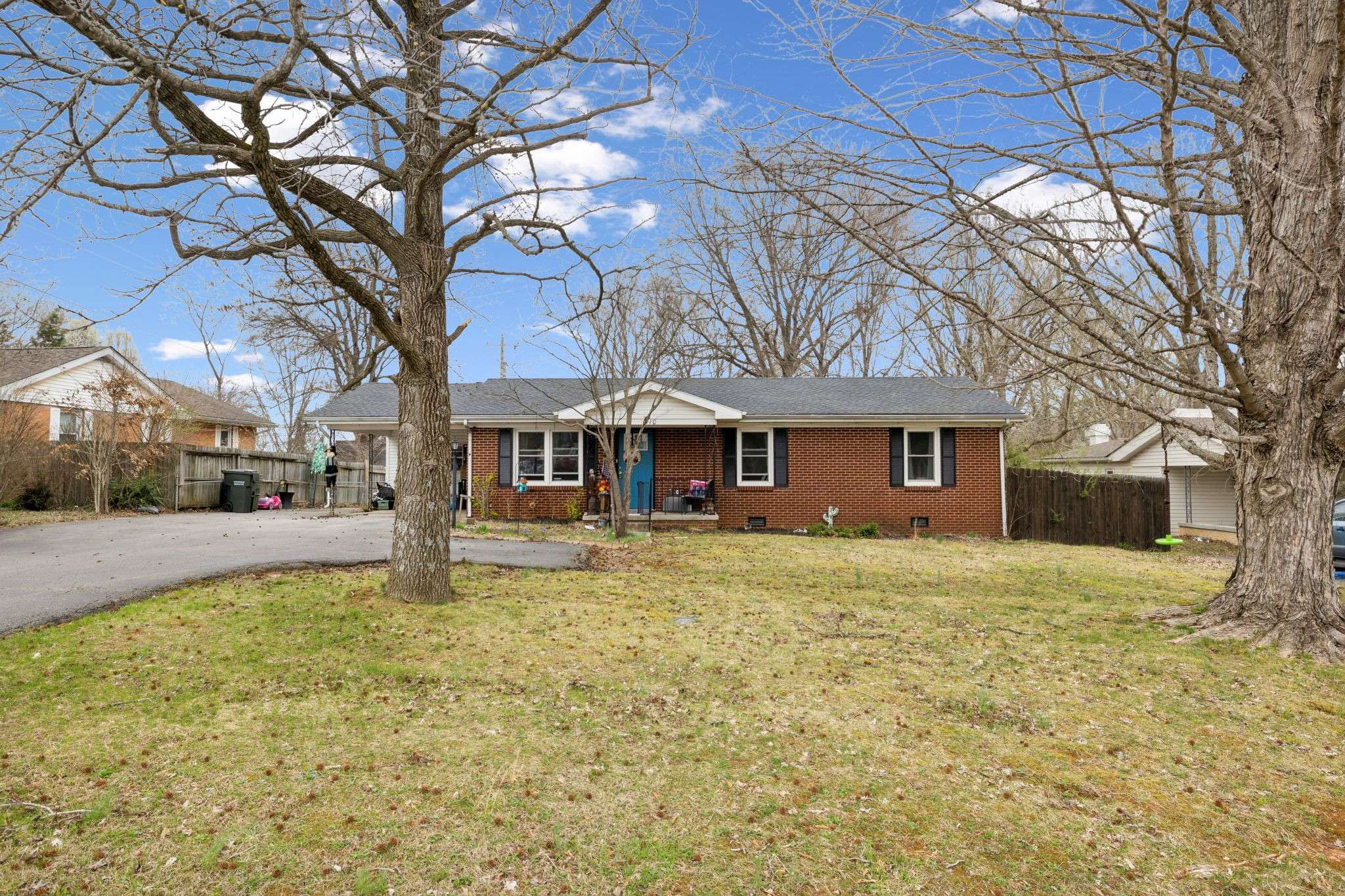 Hopkinsville, KY 42240,410 Millbrooke Dr