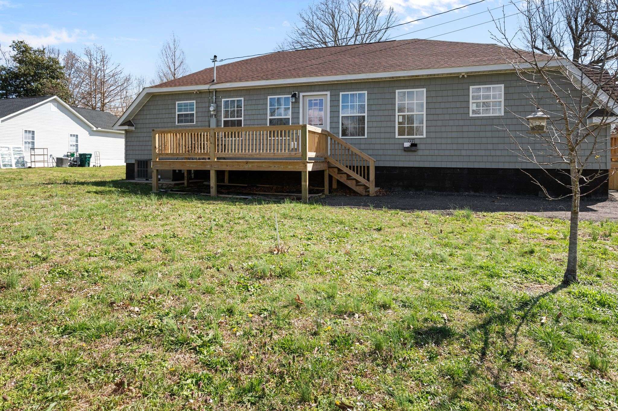 Hohenwald, TN 38462,222 W 2nd Ave