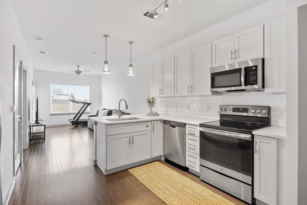 Nashville, TN 37209,1638 54th Ave #N #313
