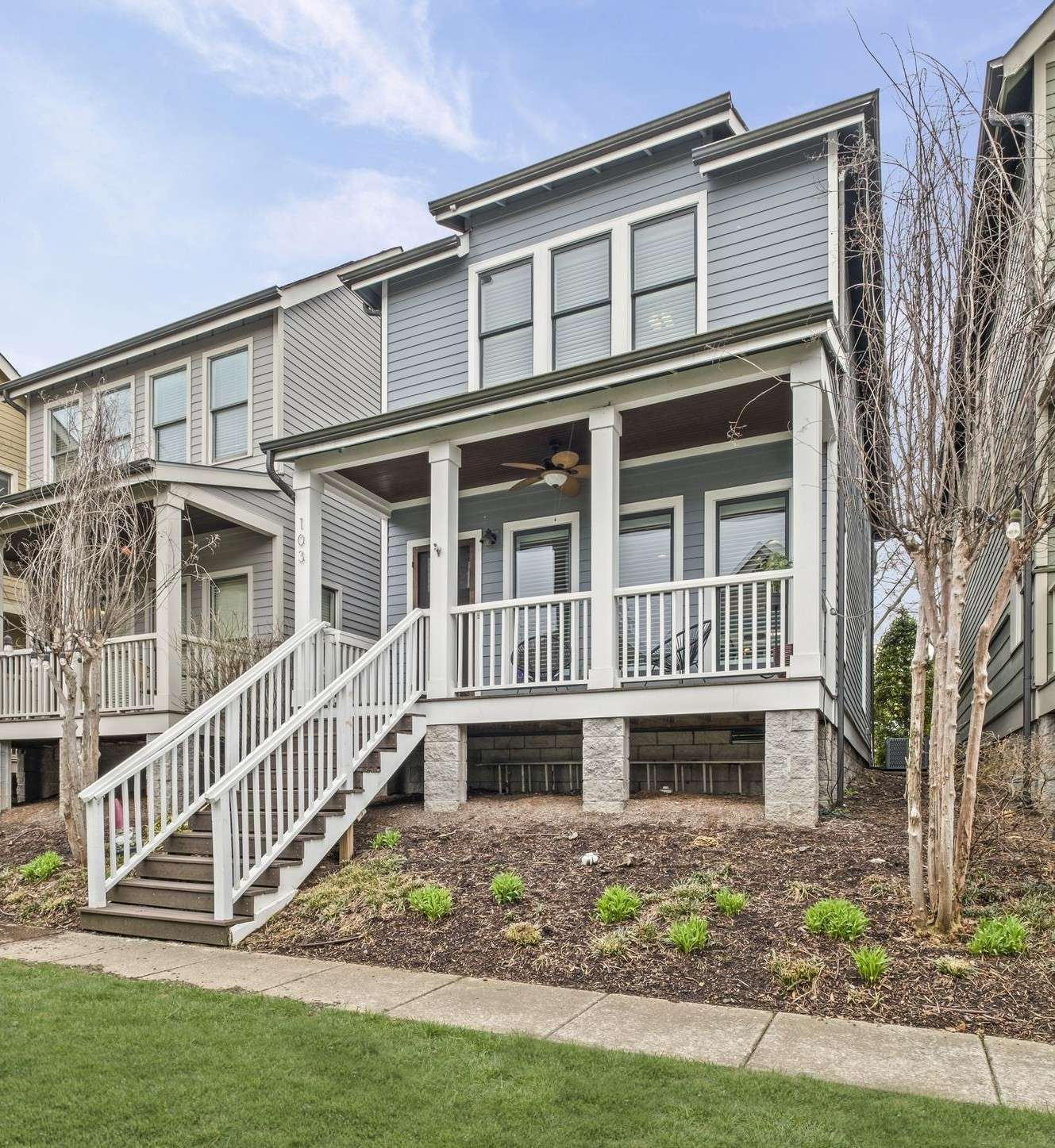 Nashville, TN 37208,413 Van Buren St #103
