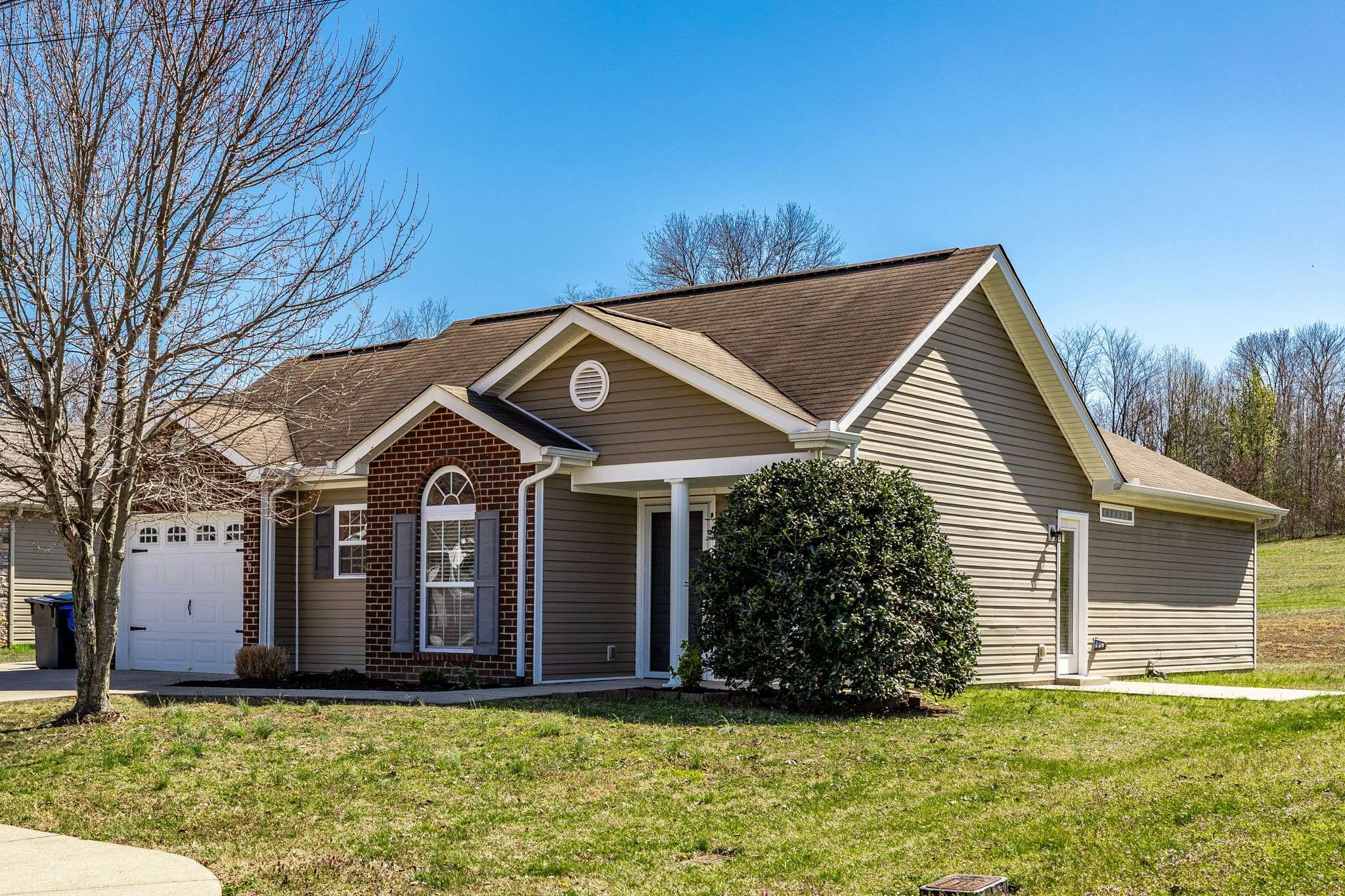 White House, TN 37188,120 Granda Flora Dr