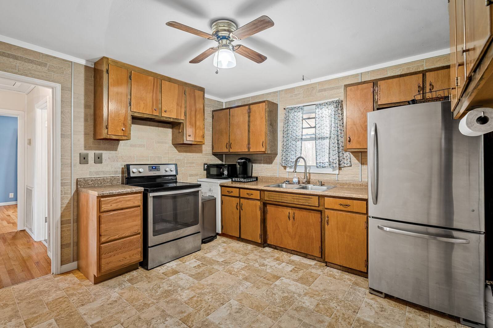 Springfield, TN 37172,613 Central Ave #W
