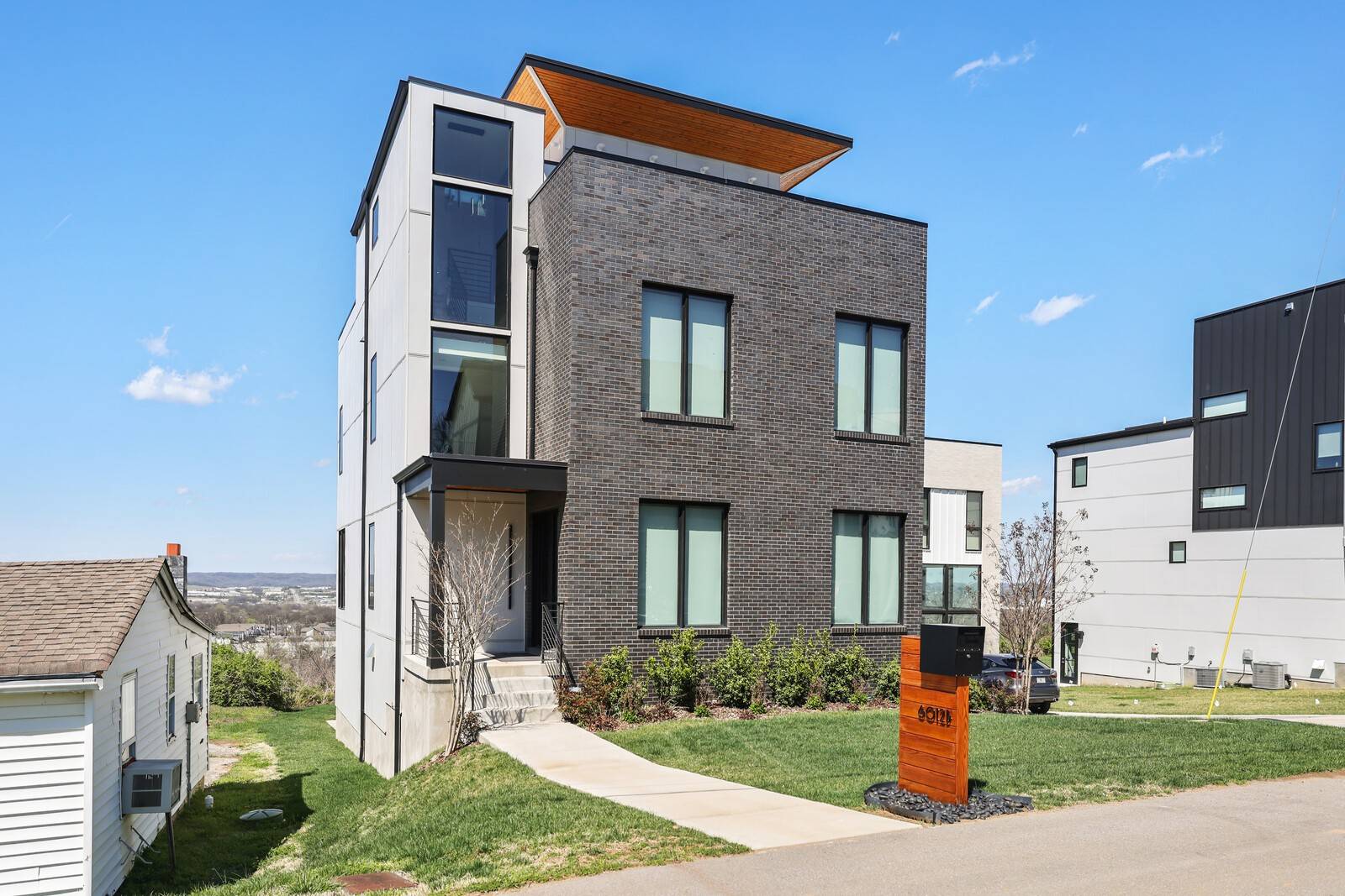 Nashville, TN 37209,6012B Hill Cir