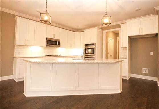 Hendersonville, TN 37075,245 Scarsdale Dr #N