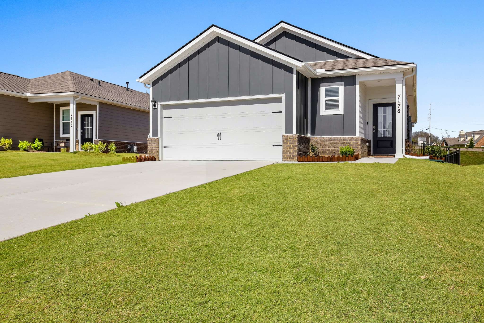 White House, TN 37188,7178 Lang Ave