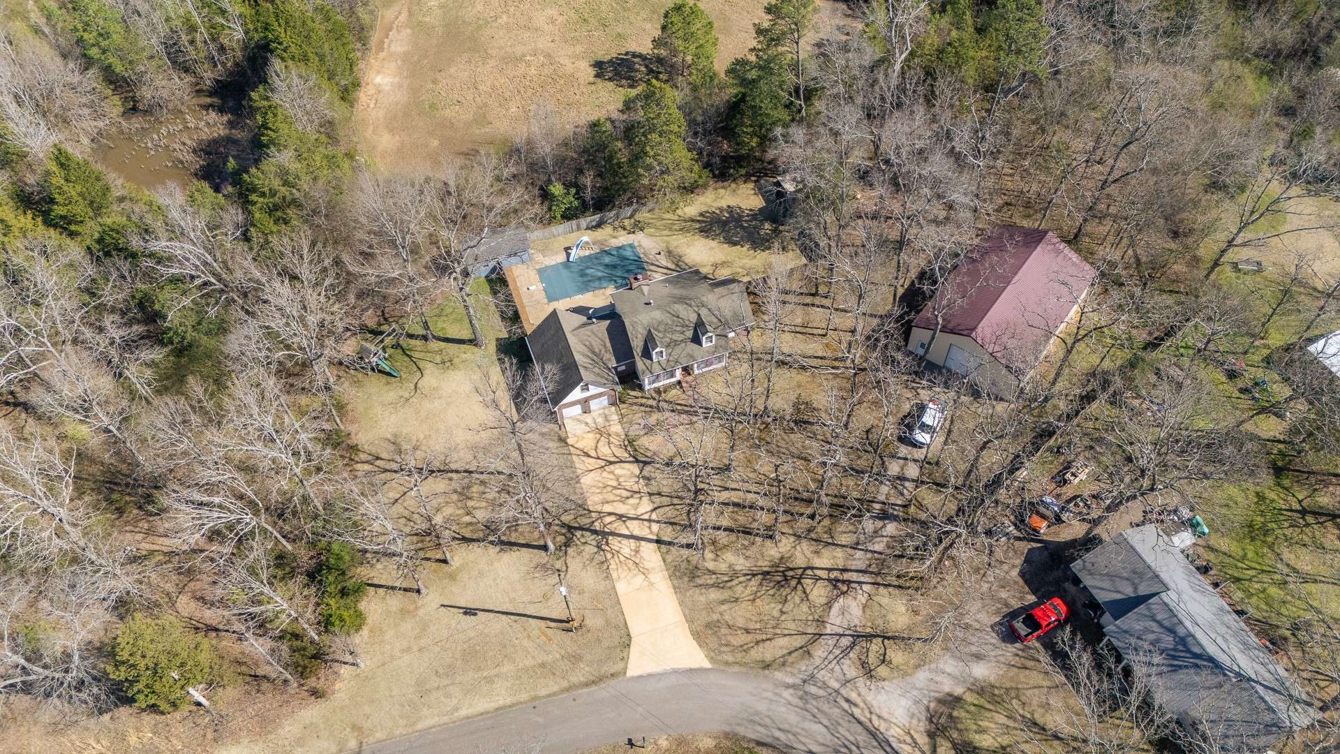 Savannah, TN 38372,255 Easley Loop