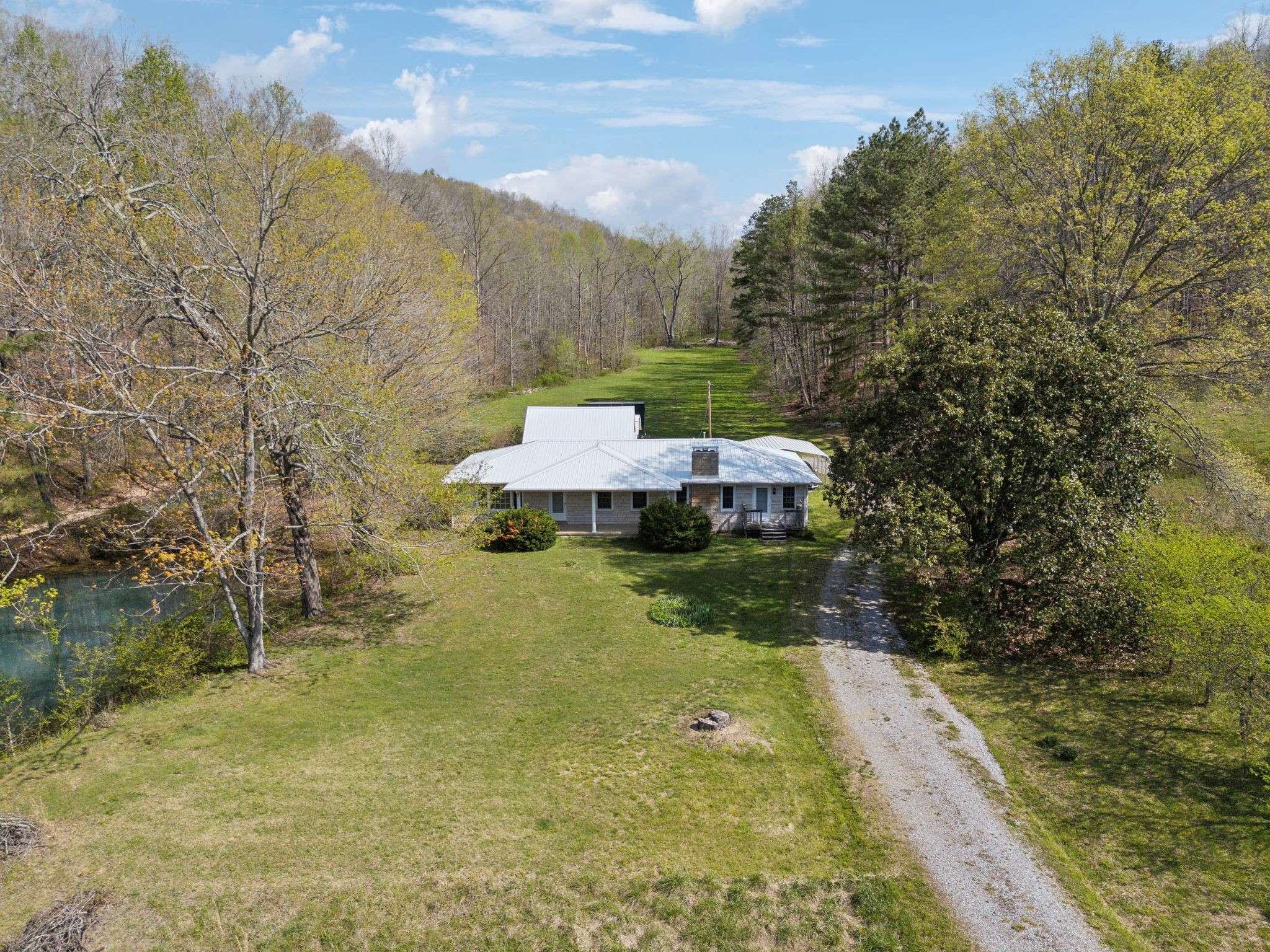 Hohenwald, TN 38462,1651 Centerville Hwy