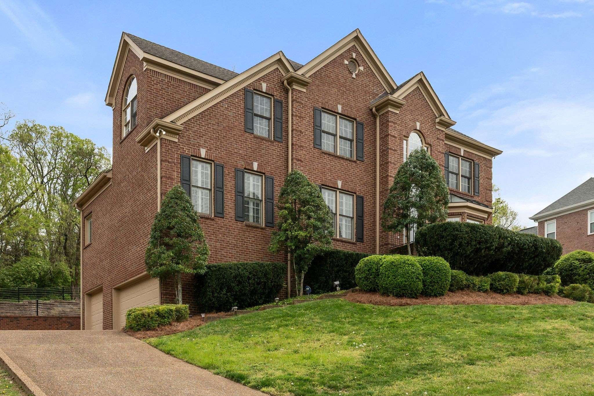 Brentwood, TN 37027,9488 Waterfall Rd