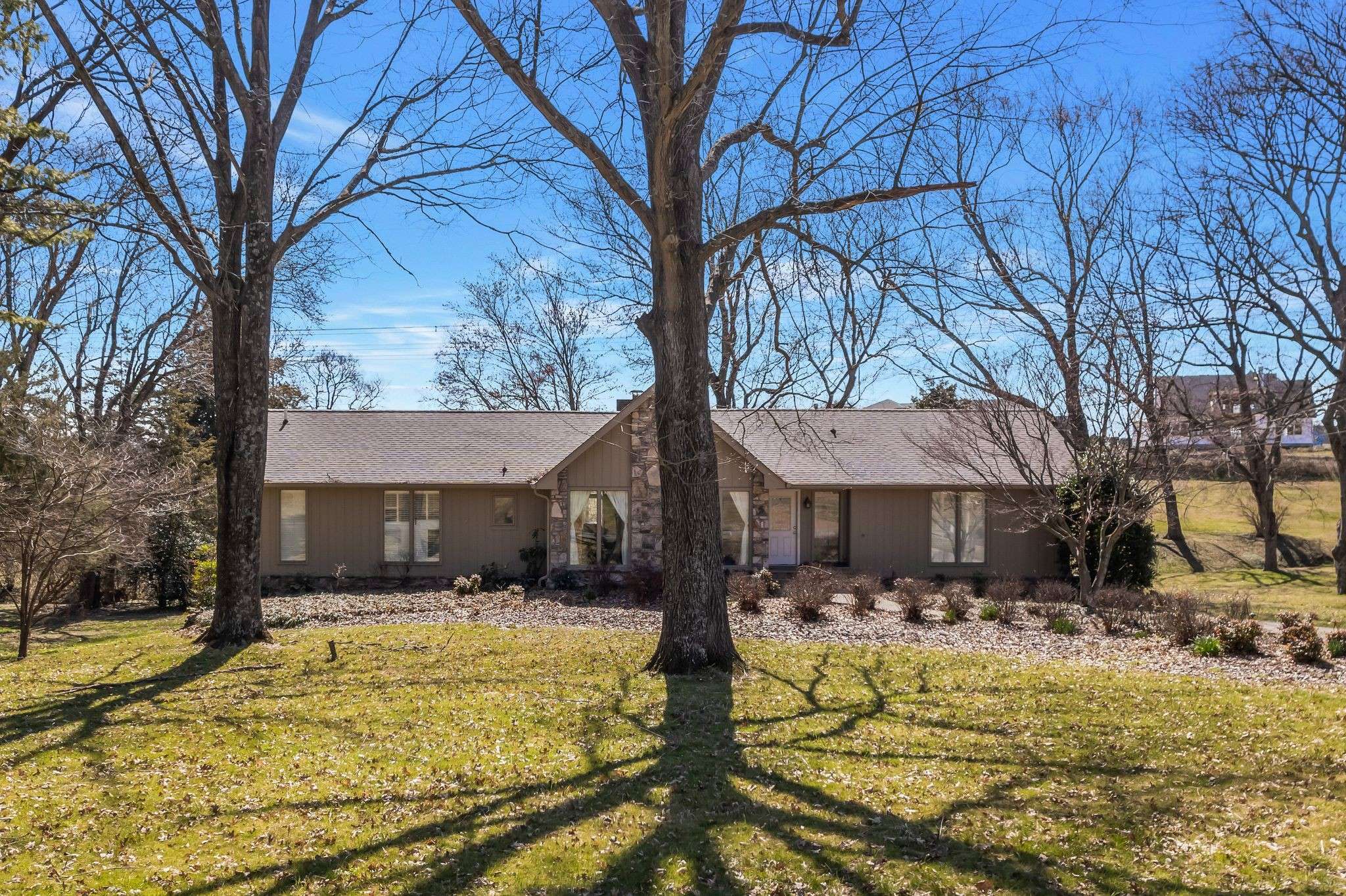 Brentwood, TN 37027,8309 Alamo Rd
