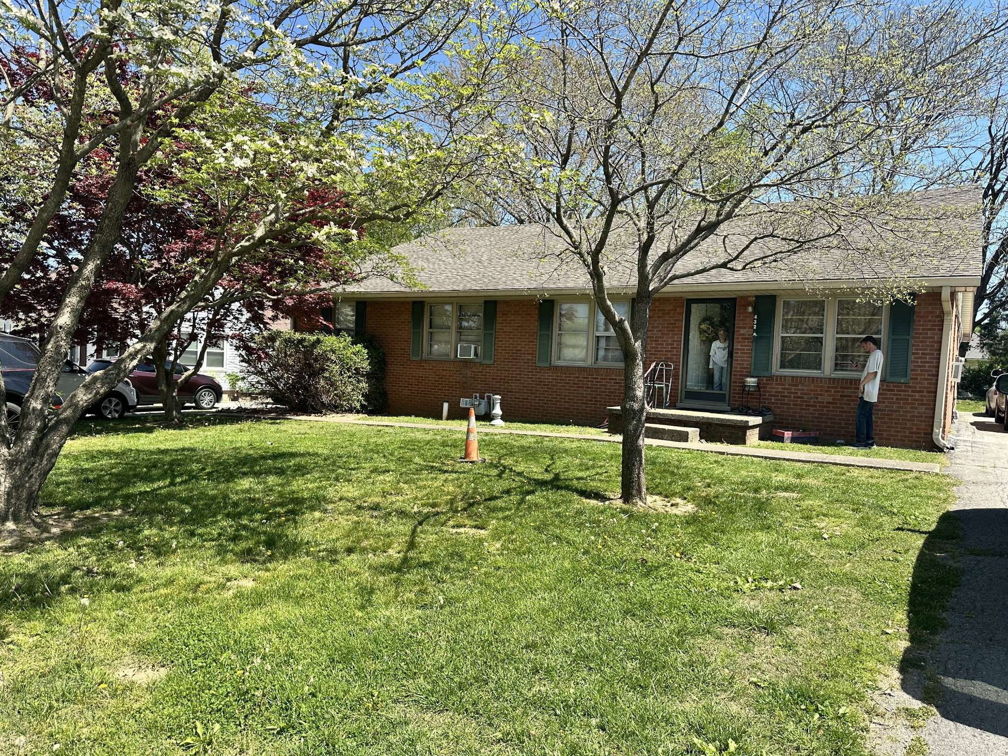 Hopkinsville, KY 42240,432 Henderson Dr