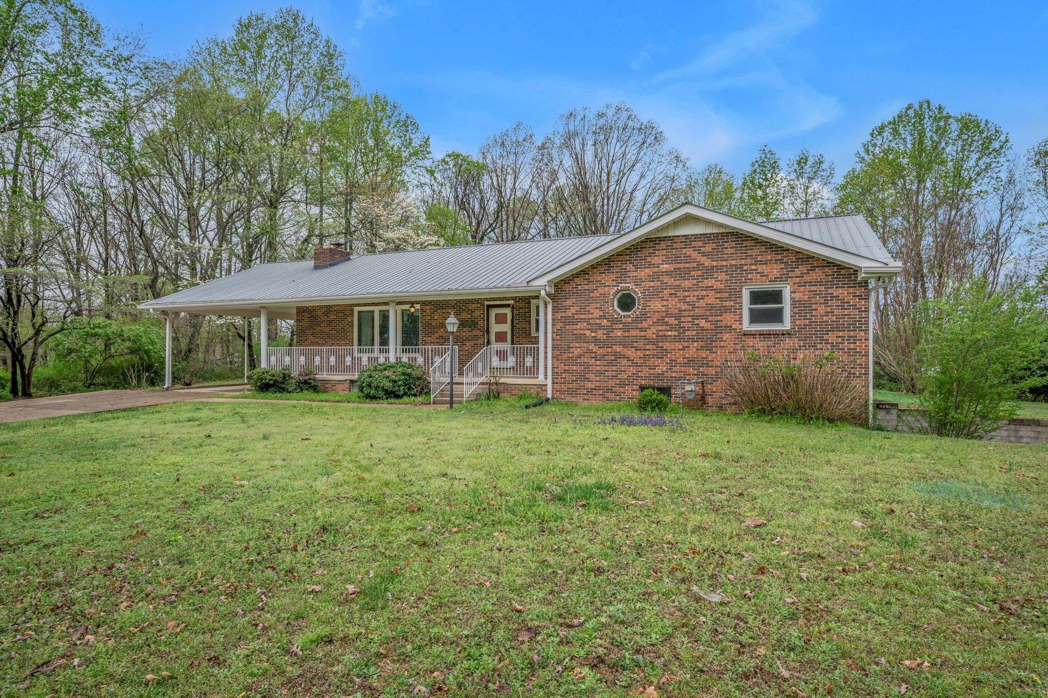 Dickson, TN 37055,320 Black Rd
