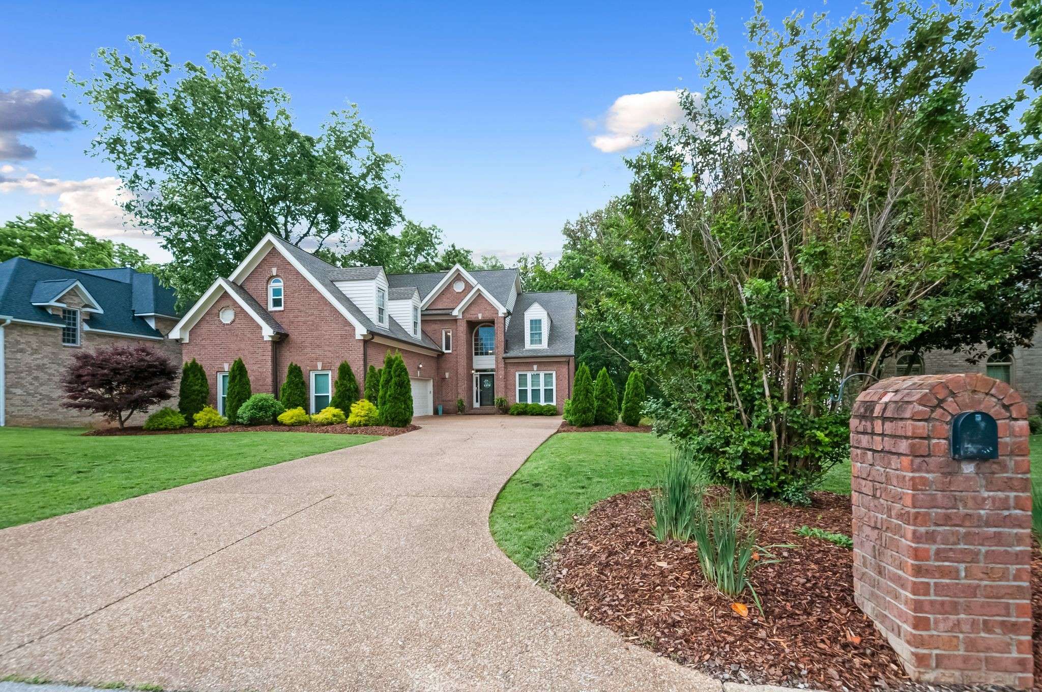 Franklin, TN 37069,260 Temple Crest Trl