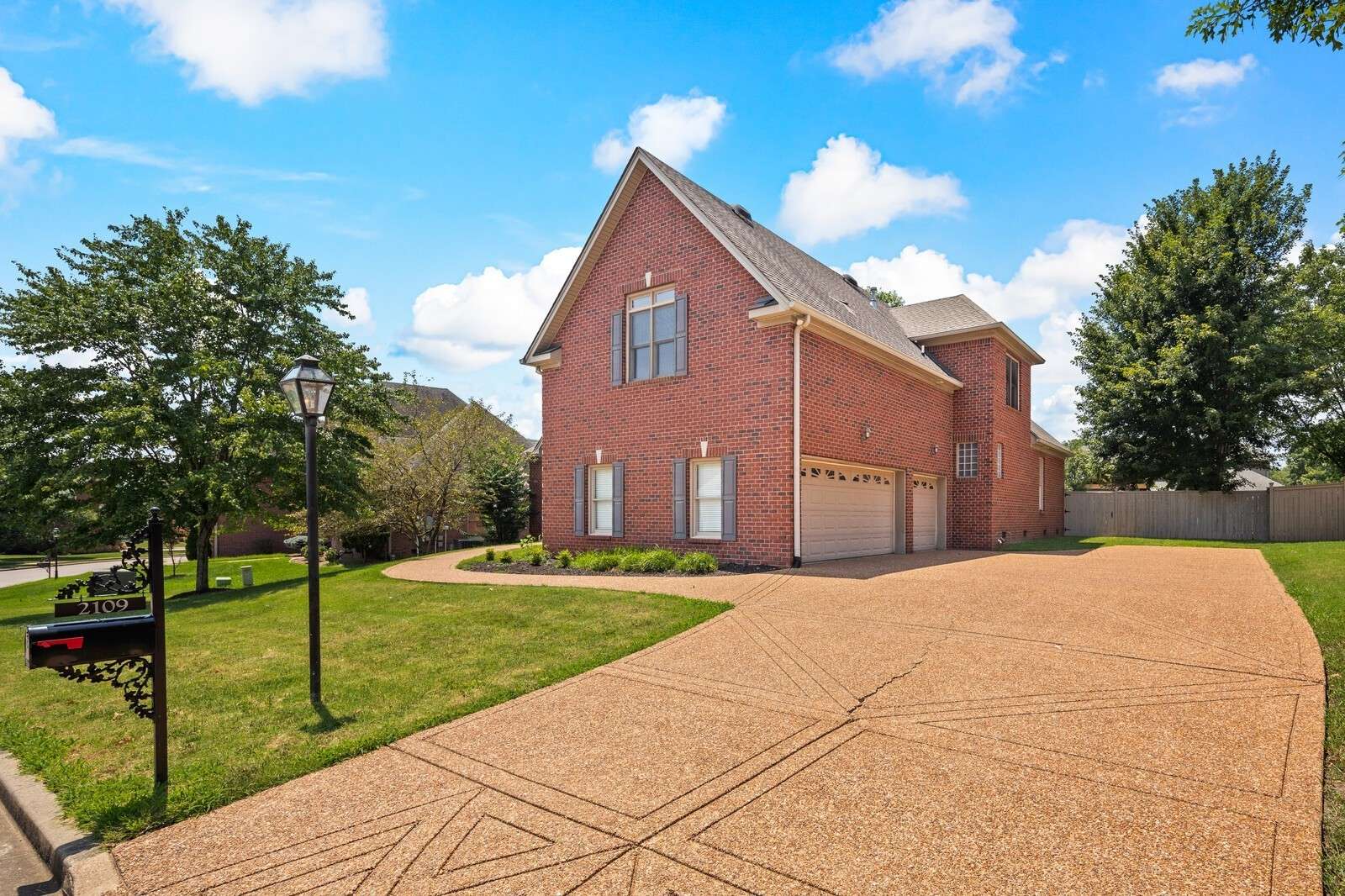 Hermitage, TN 37076,2109 Amanda Meadow Ct