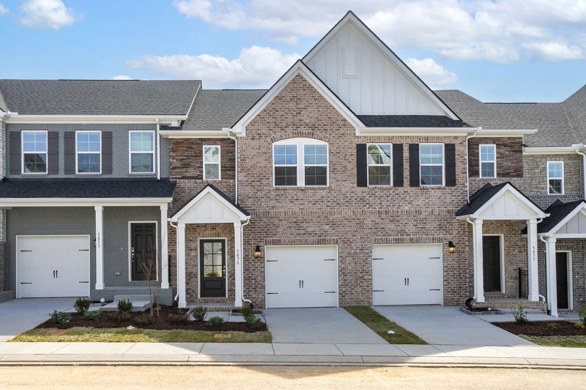 Hermitage, TN 37076,5065 Dayflower Drive