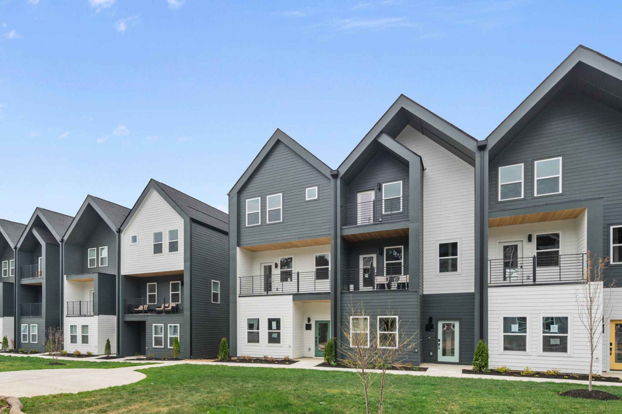 Nashville, TN 37214,550 Markham St #19
