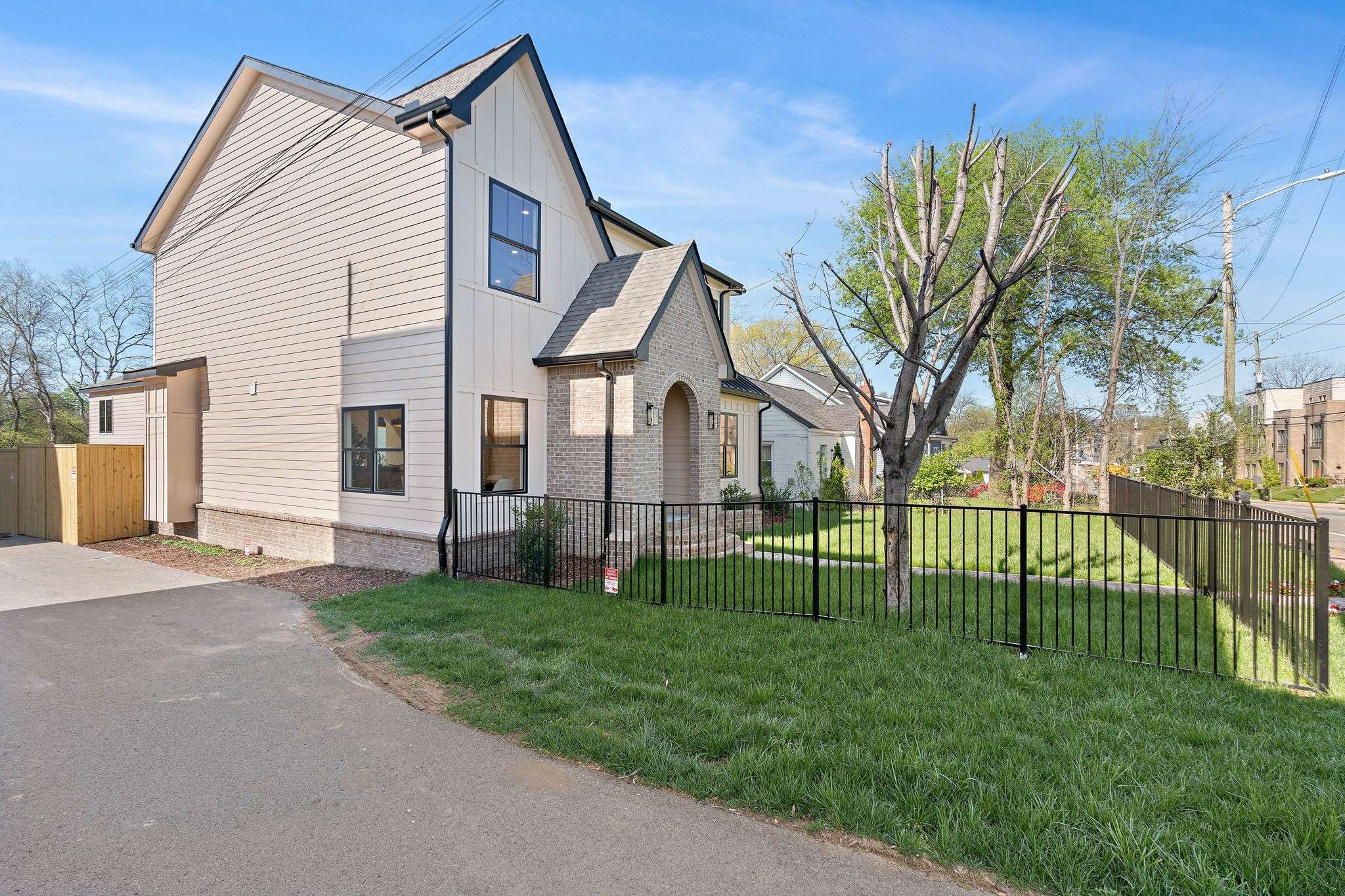 Nashville, TN 37207,736 Douglas Ave