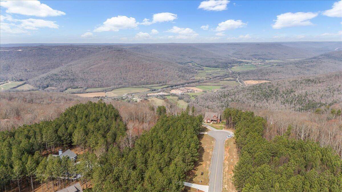 Jasper, TN 37347,325 Waterwheel Way