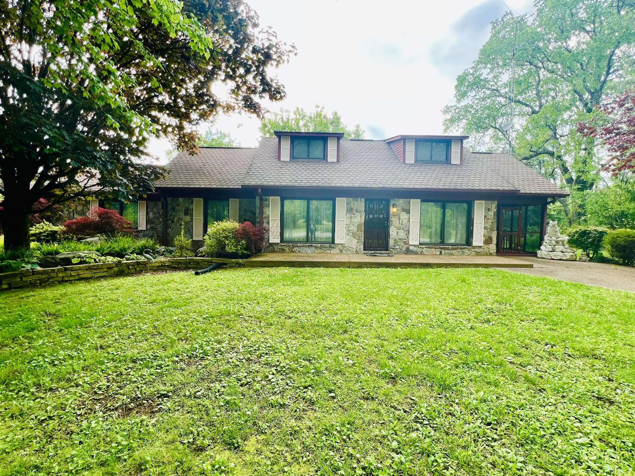 Tracy City, TN 37387,2933 SR 56 Rd