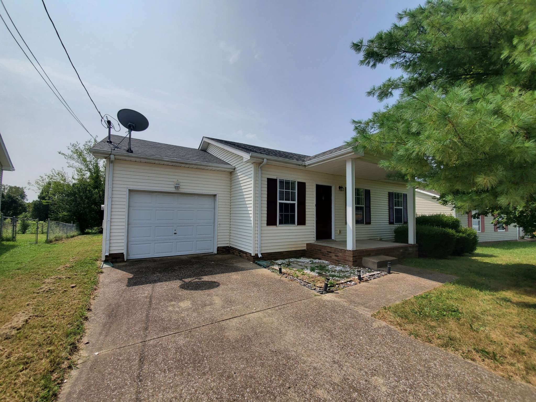Oak Grove, KY 42262,412 Eddy St