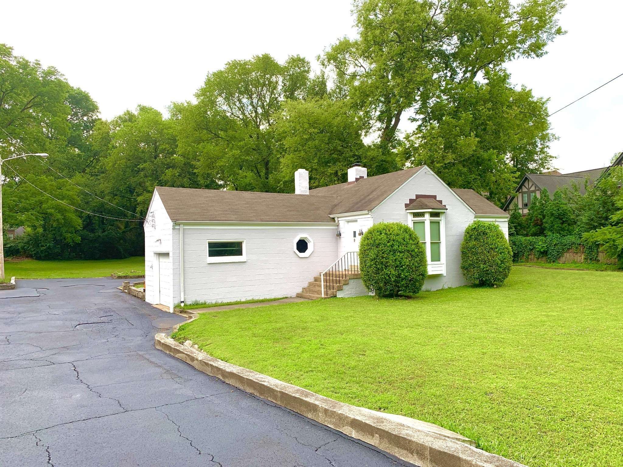 Nashville, TN 37215,2909 Woodlawn Dr